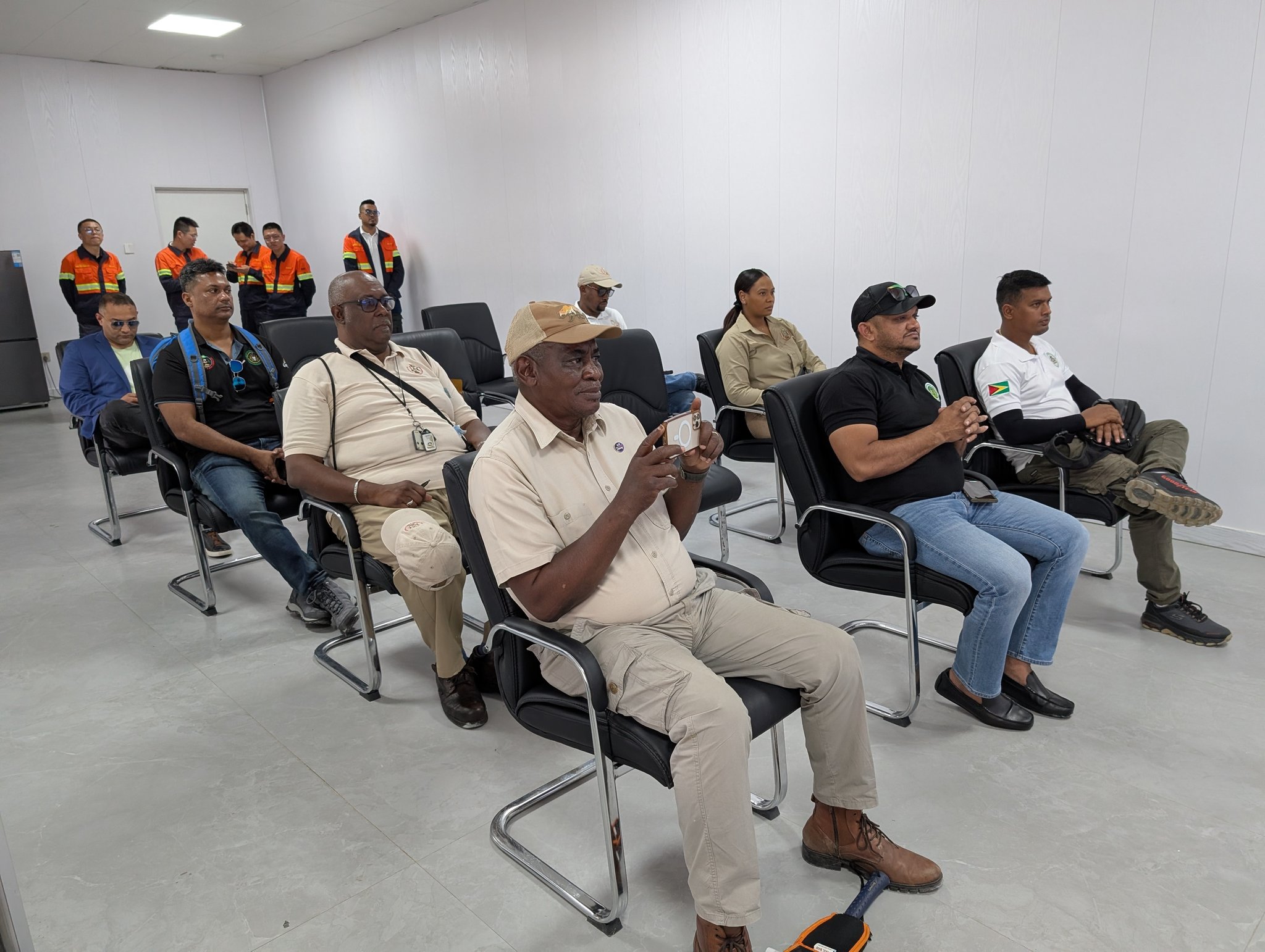 Ministry of... - Ministry of Natural Resources - Guyana