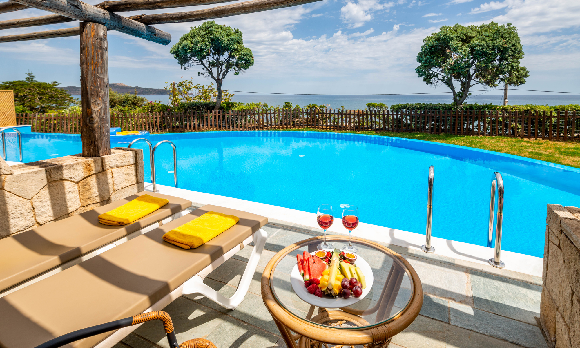 folkeferie-l-s-mere-om-mellieha-holiday-centre-p-malta-her-https