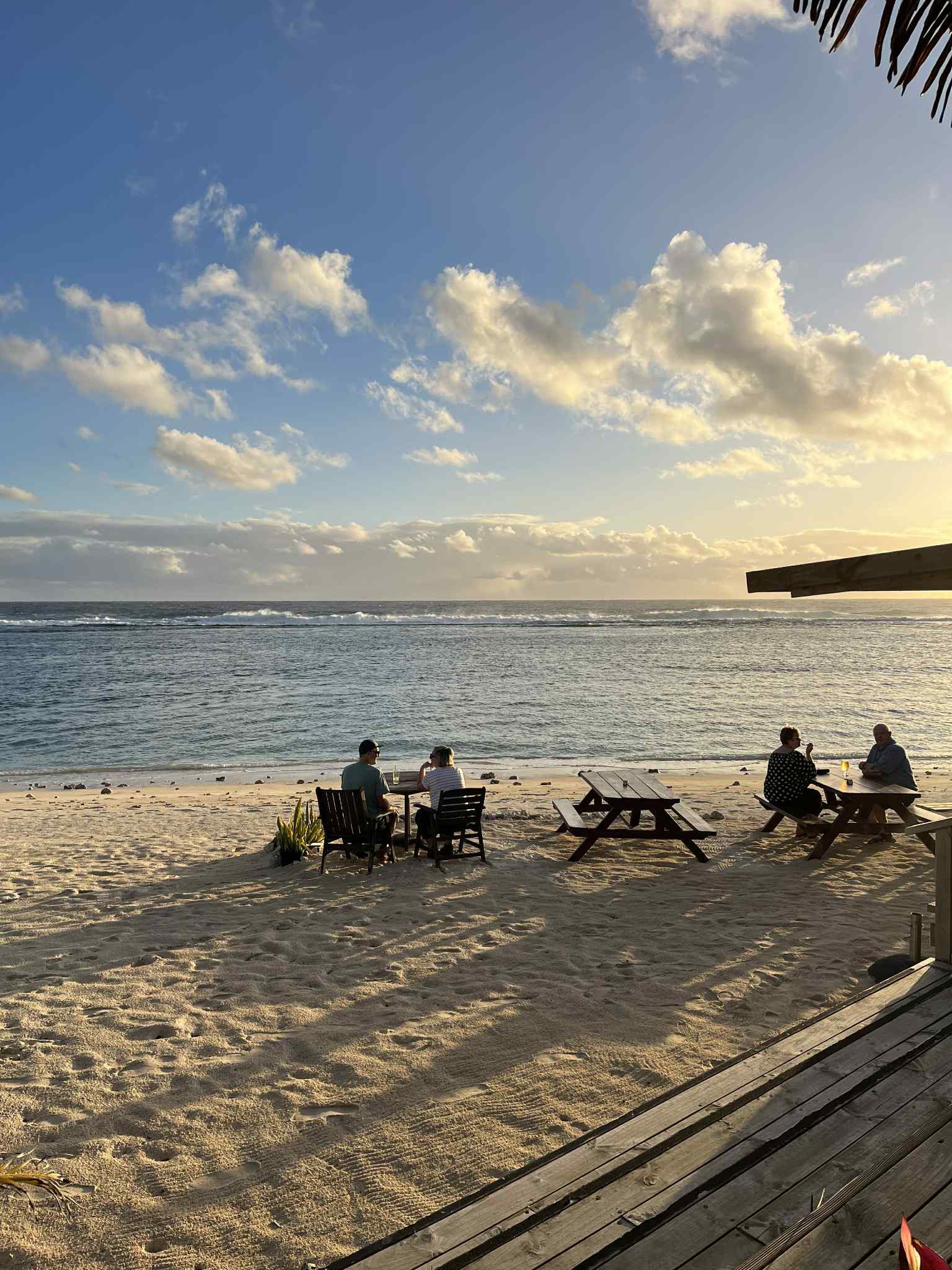 OTB - On The Beach Bar & Restaurant | Arorangi