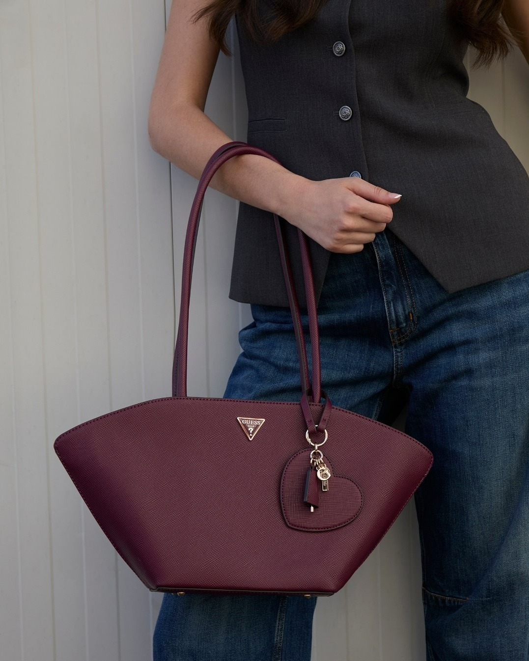 GUESS Erenia Convertible Crossbody Flap Latte Logo