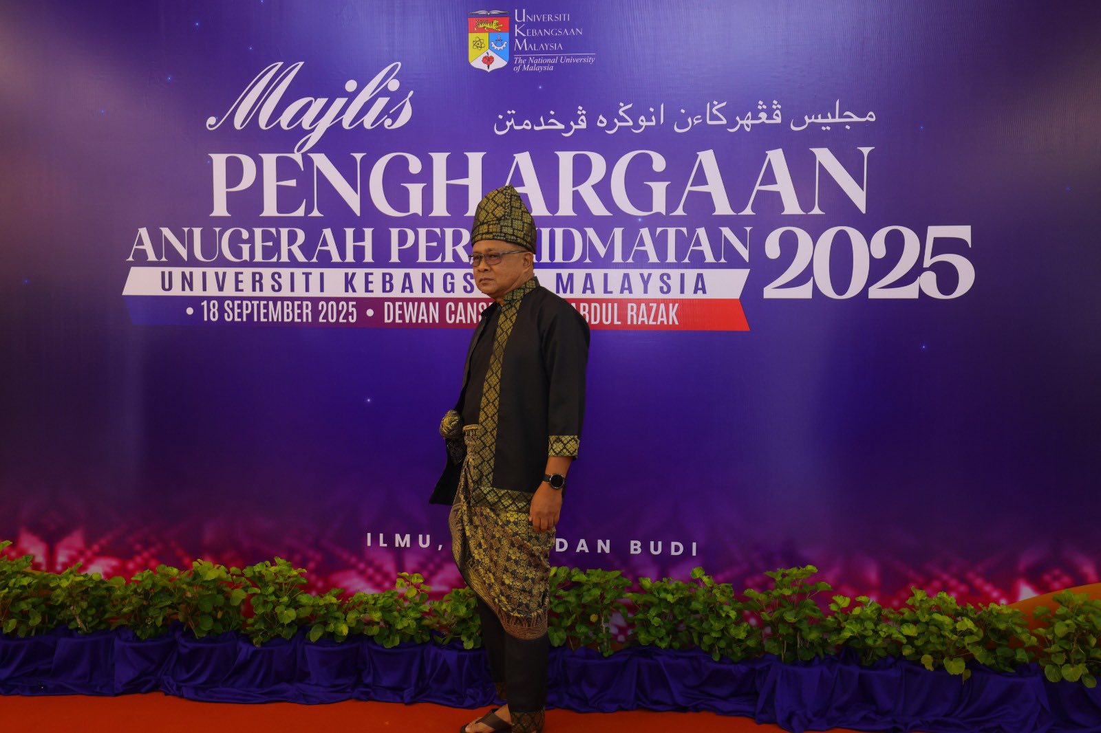 Universiti... - Universiti Kebangsaan Malaysia - UKM