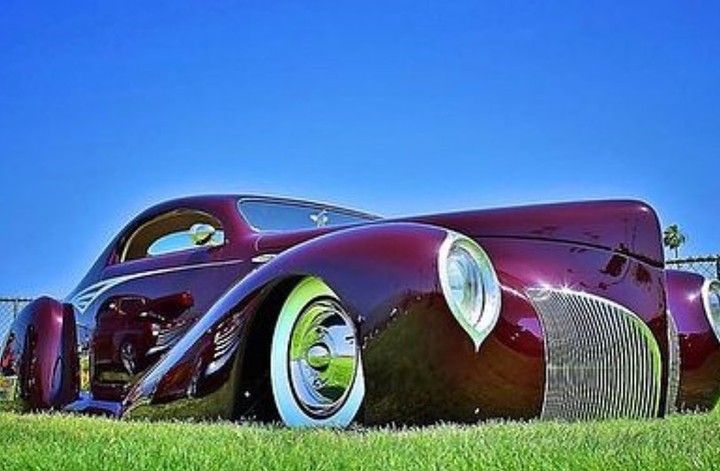 Cacho Customs