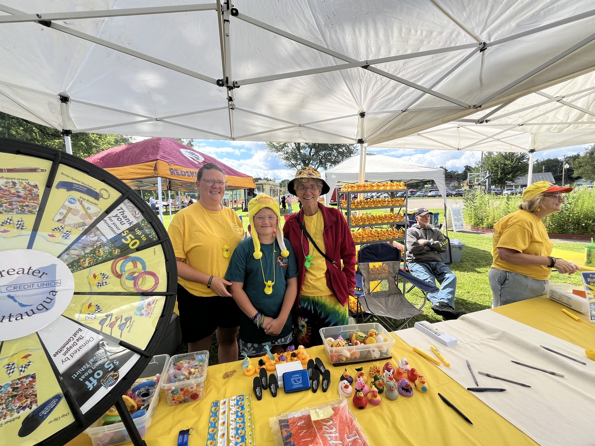 Alright, 🍔🥤🌟 Food & Craft Vendors... - CHQ Lake Dragon Race | Facebook