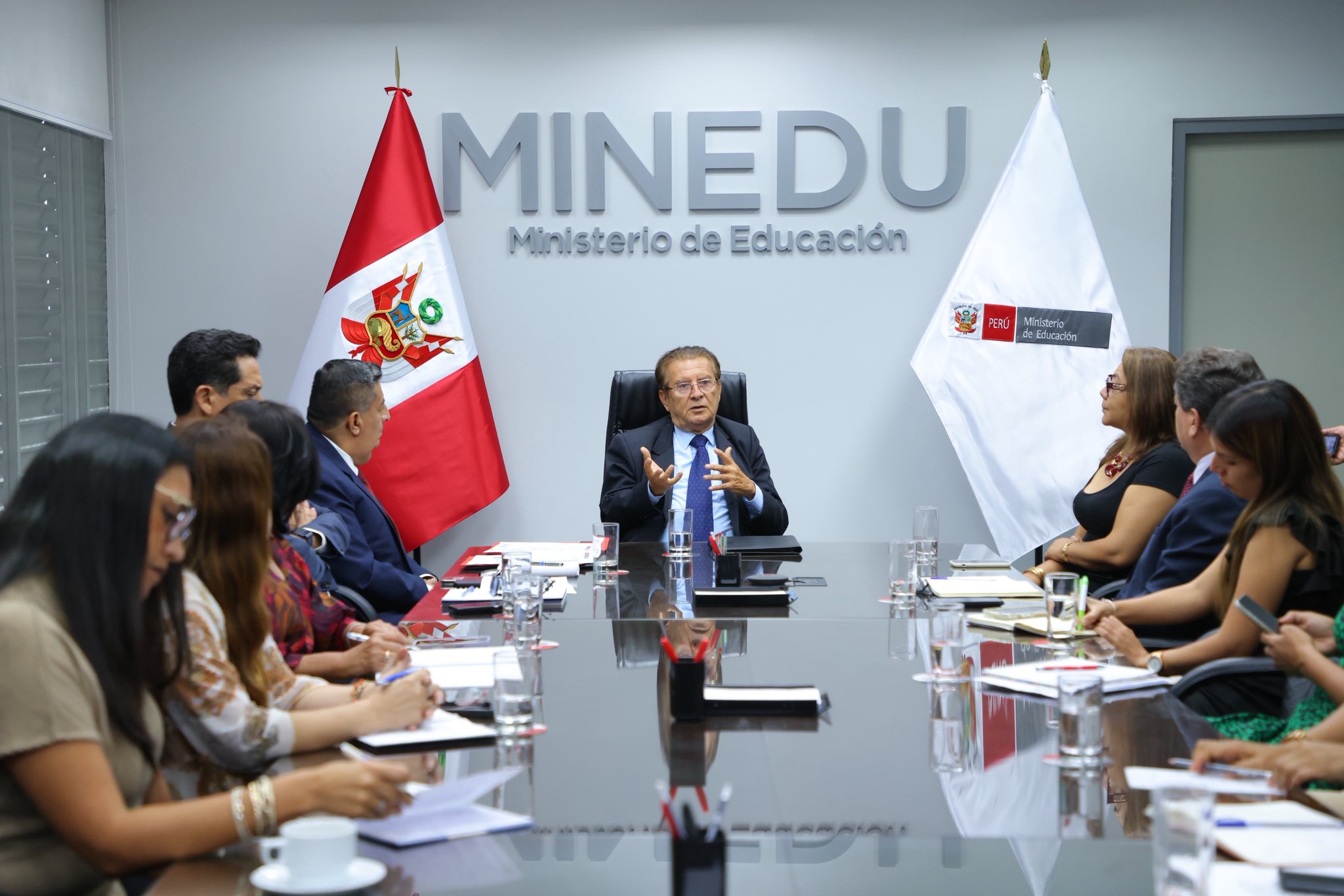 Ministerio de Educación... - Ministerio de Educación del Perú