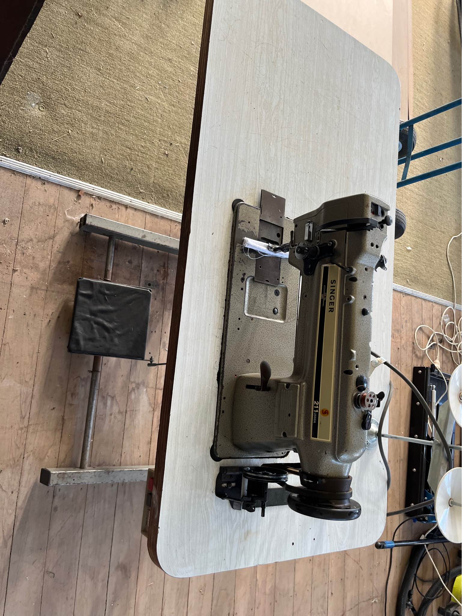 Singer 211U industrial leather sewing machine - Sewing Machines ...