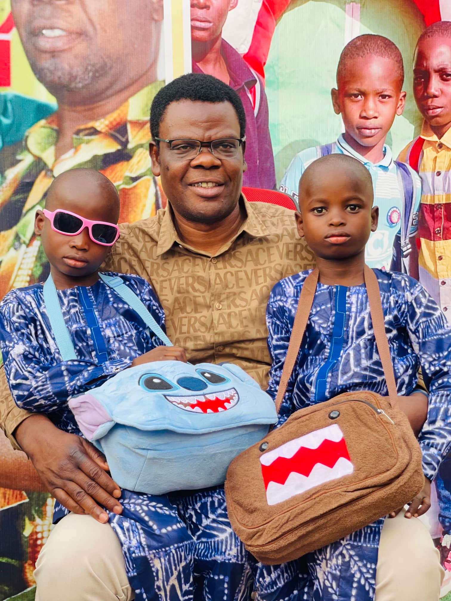 Day 8: From enjoying the Santa Village to Baba àwon omo kékèèké
