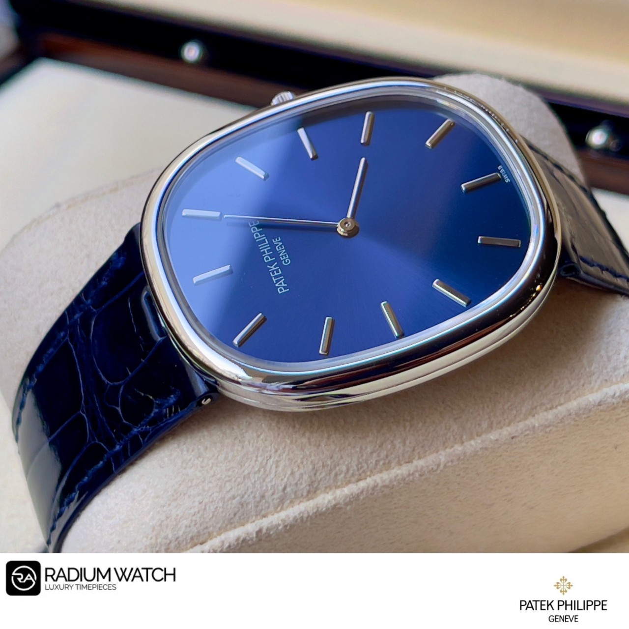 Patek Philippe Golden... - นาฬิกามือสอง ของแท้ by Radium | Facebook