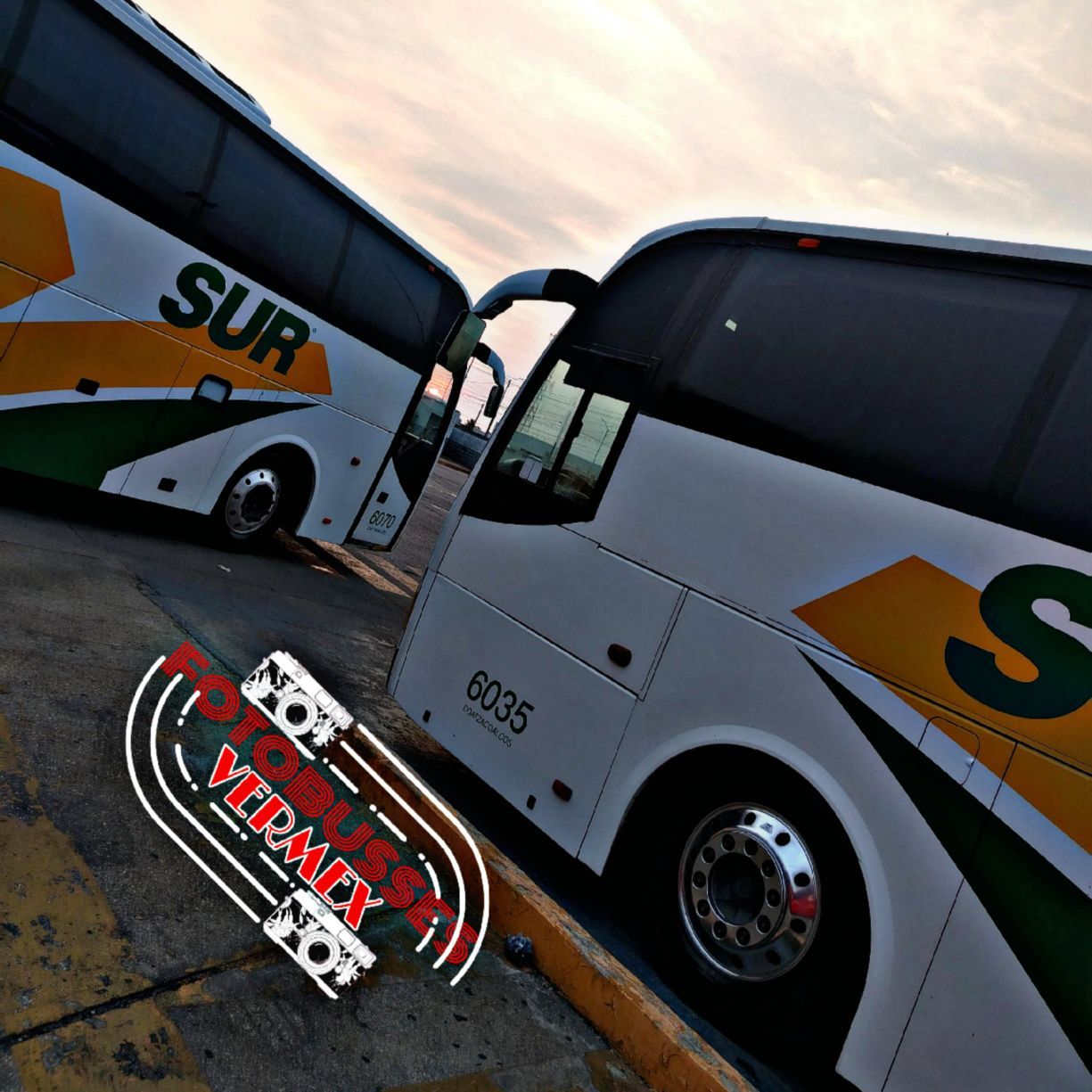 Foto Busses VerMex - Foto por Emmanuel Mayo :) Iniciando una nueva vida ...