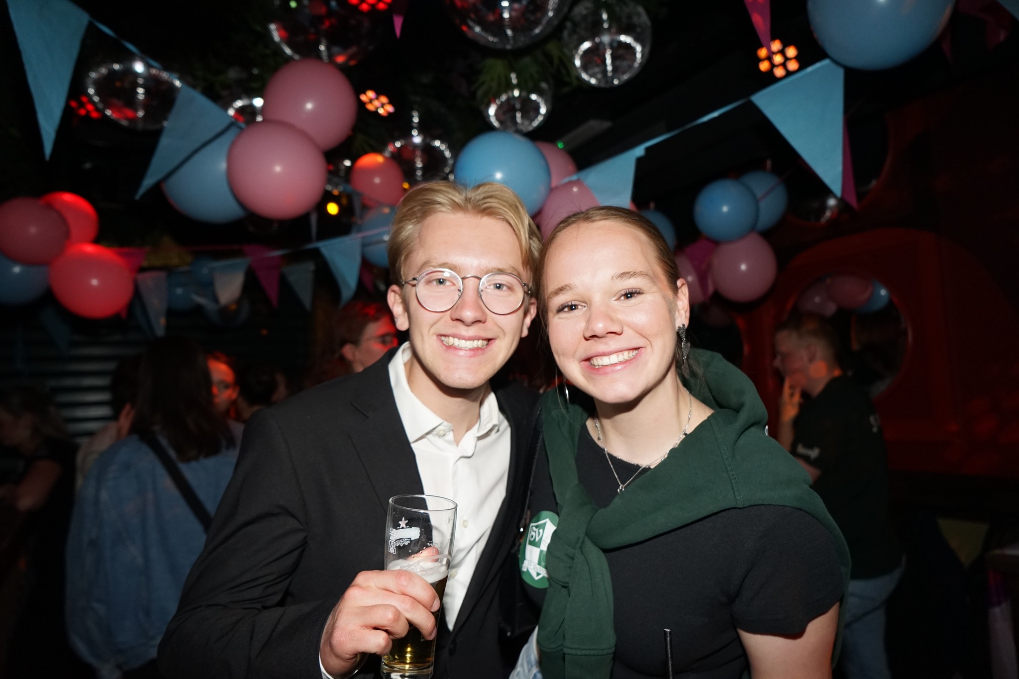 SV Gusto - HET FEM OKTOBERFEST De pullen zijn uit de kasten, bierfusten ...