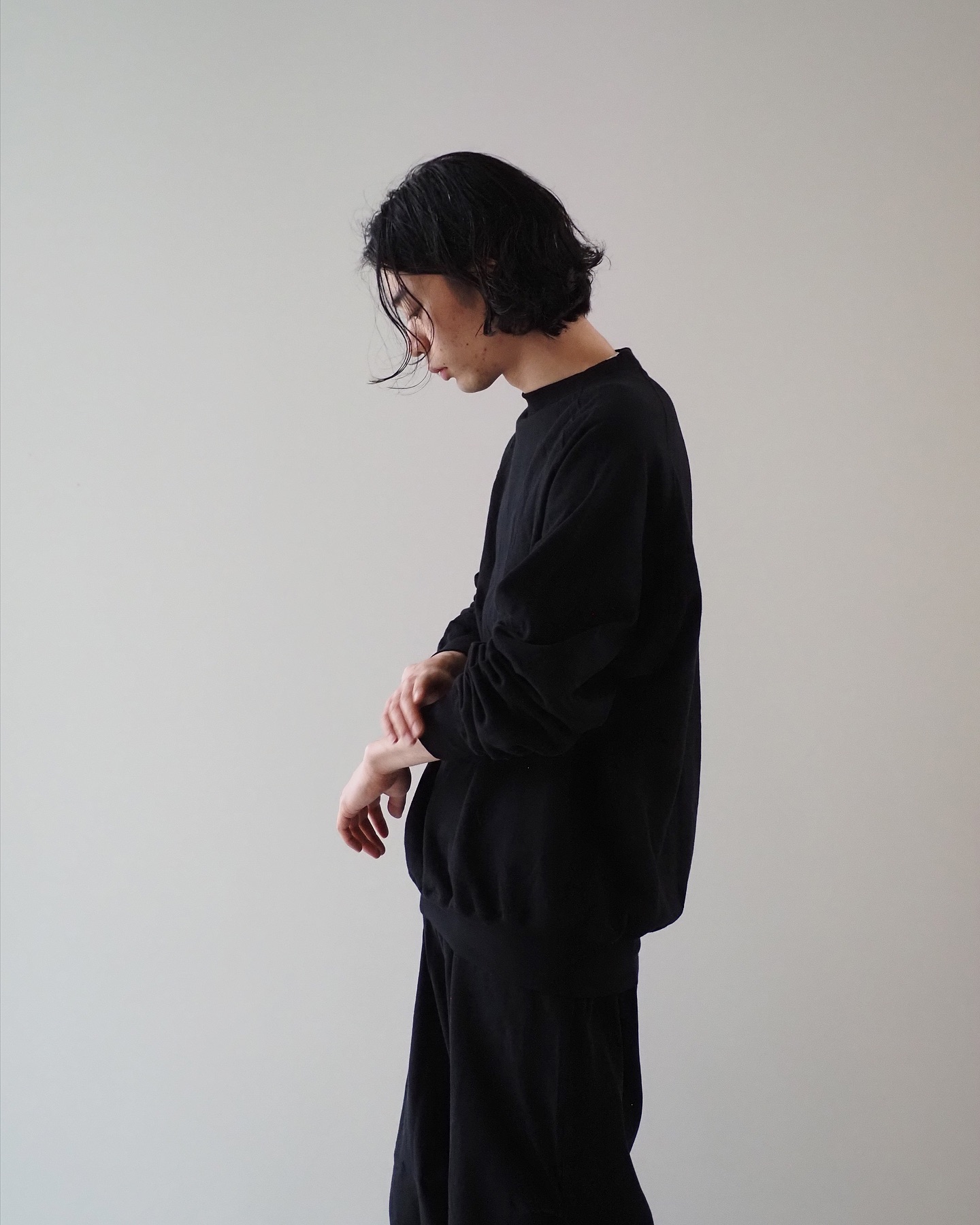 COMOLI B01-05013 LW コットン裏毛 クルーネック color:BLACK size:2,3 