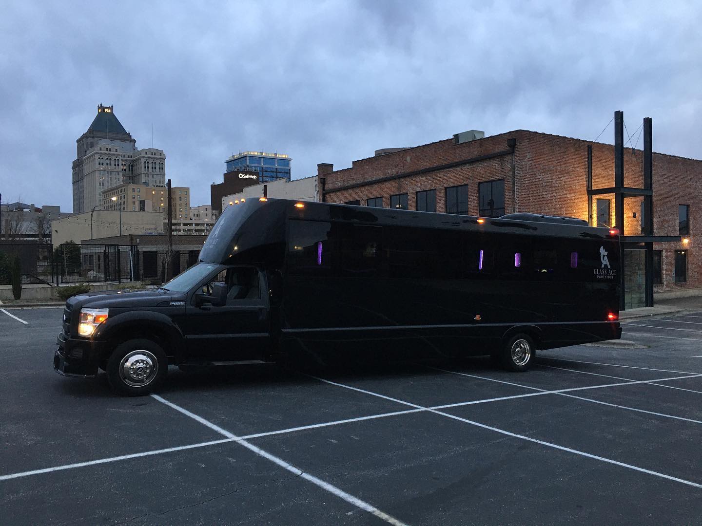 Class Act Party Bus