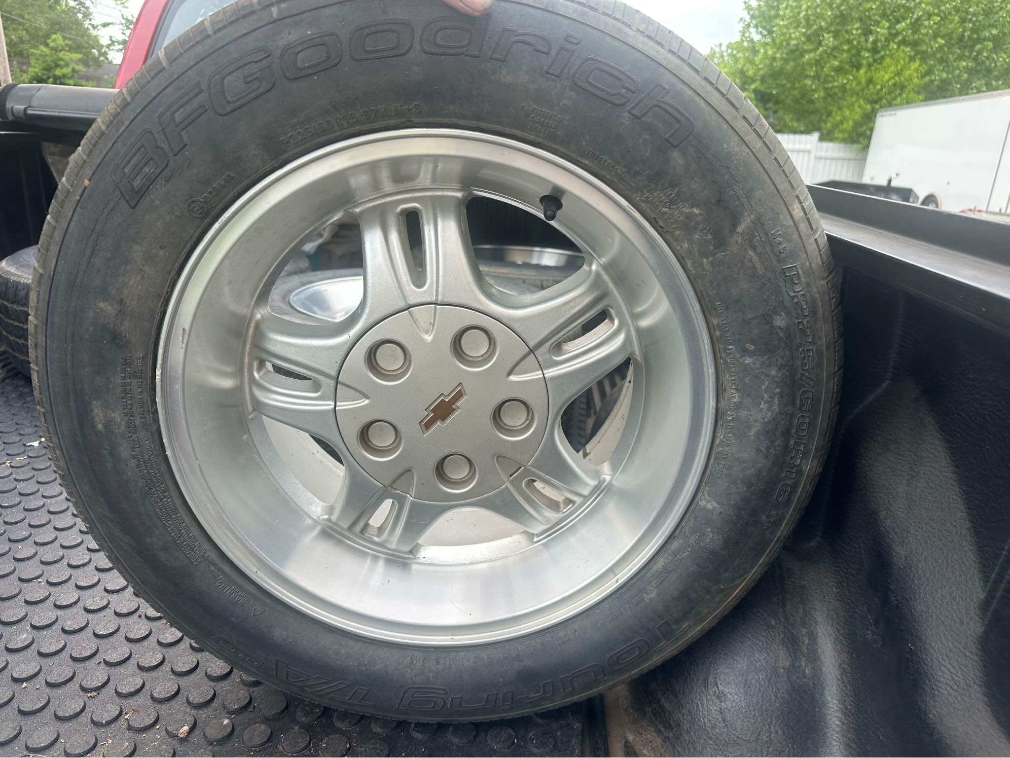 Chevrolet S-10 or Blazer Extreme wheels with BF Goodrich tires. - Car ...