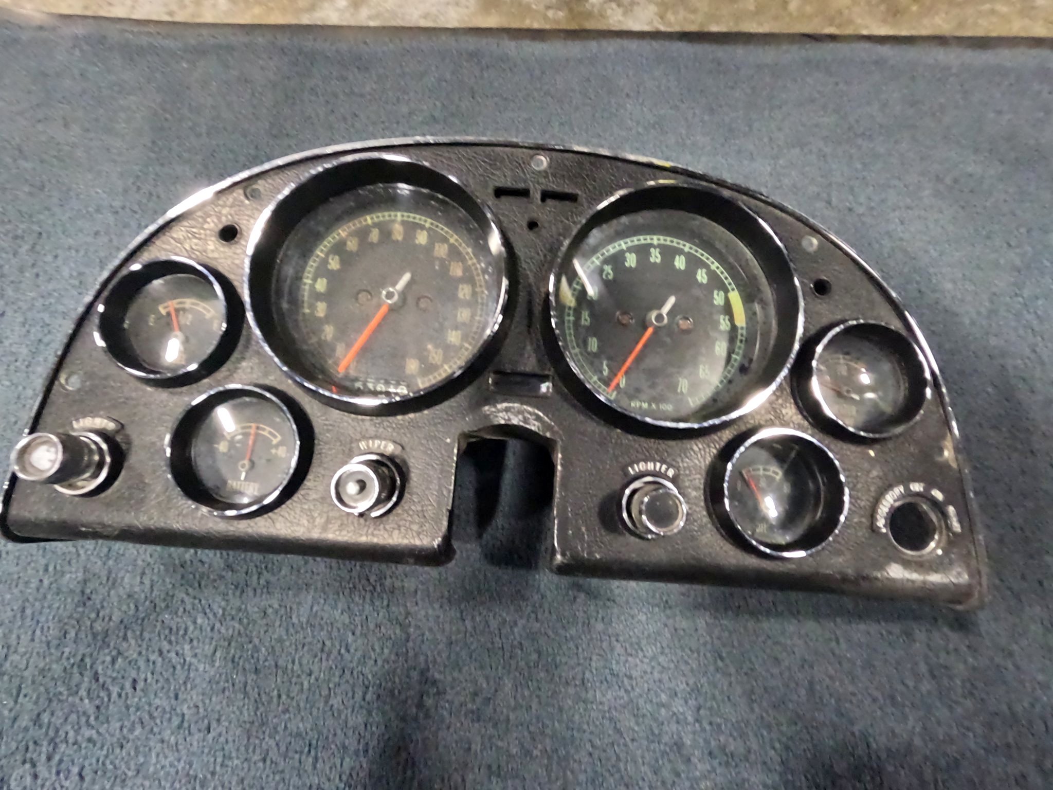 1966 CORVETTE STING-RAY INSTRUMENT CLUSTER AND GLOVE BOX - Car Interior ...