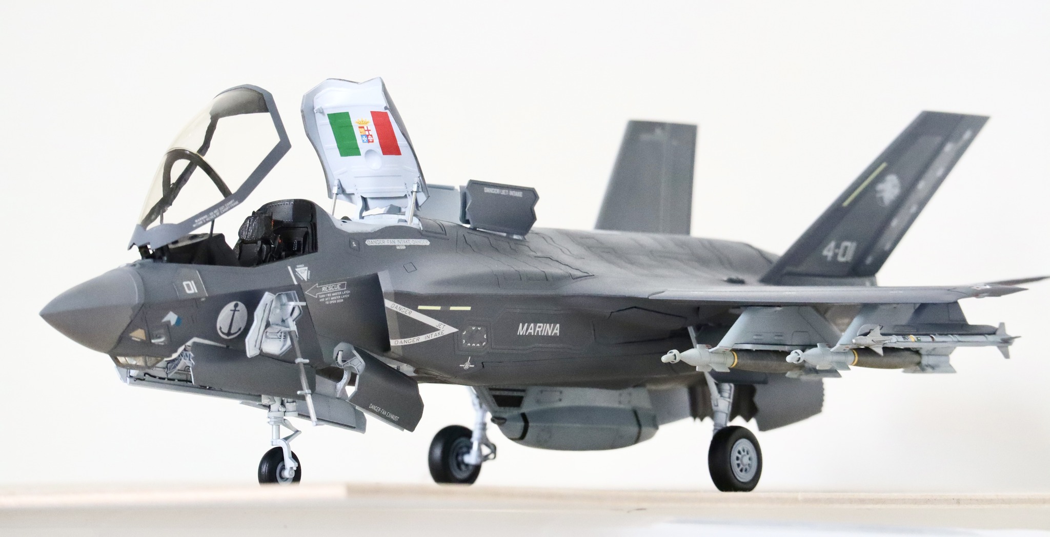 From Kiwikitbasher : Italeri 1/72 Fairchild C-119G Flying Boxcar
