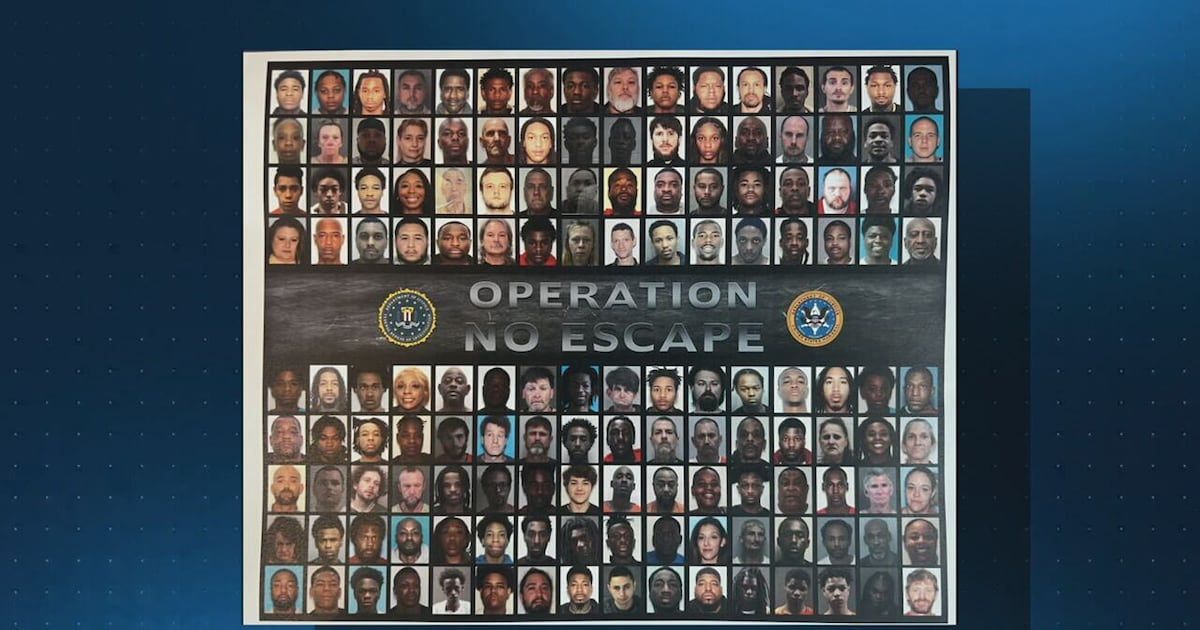 wsb-tv-fbi-nabs-fugitives-buying-cheesesteak-at-ballfield-in-class