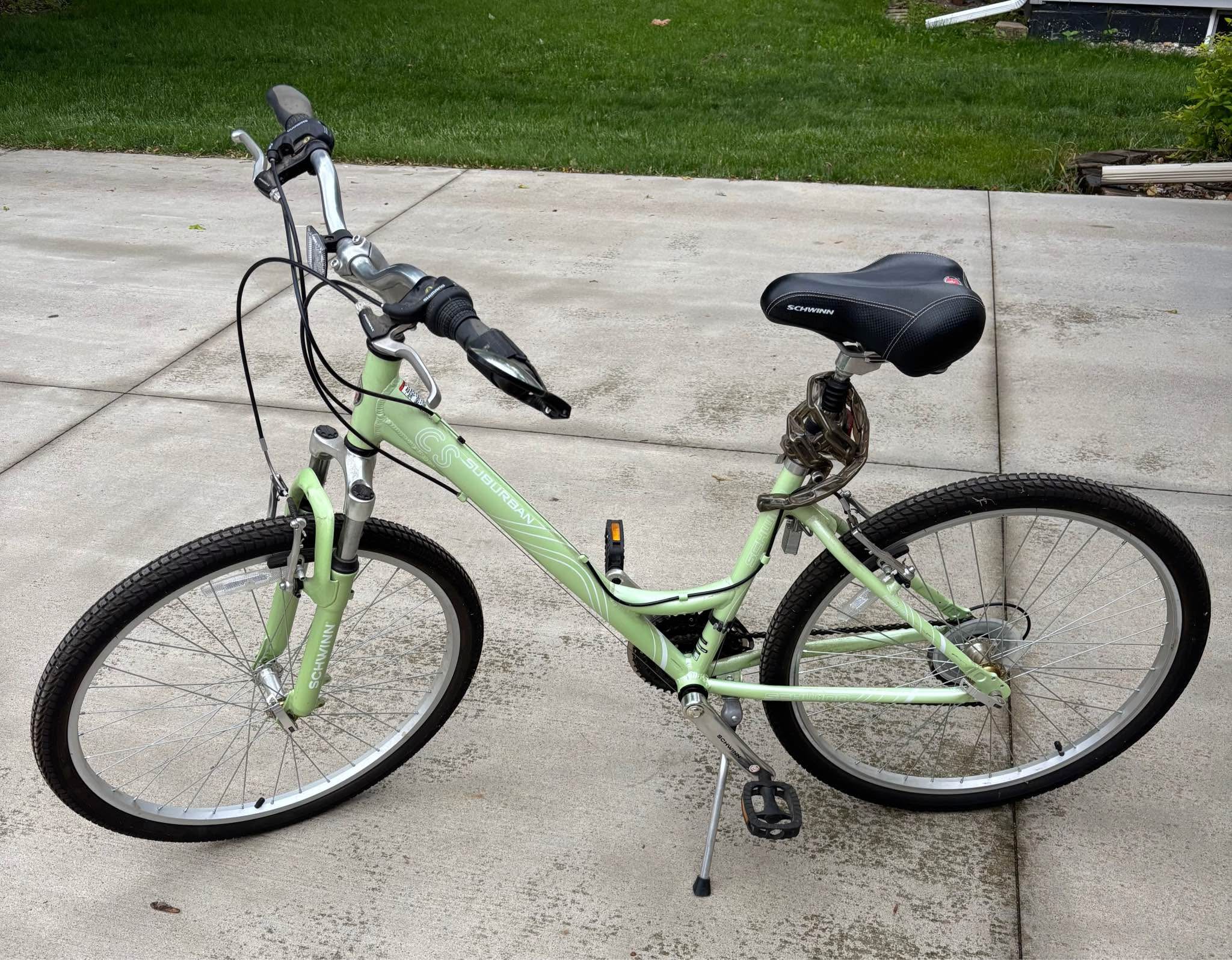 women's schwinn suburban bicycle "Suburban" Beach Cruiser - Green The Schwinn Perla is a steel step Late 1970s Schwinn Suburban in