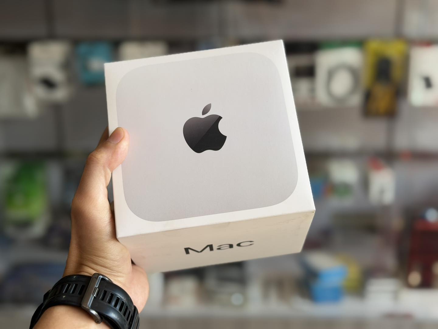 Apple Mac Mini M4 Chip, RAM 16GB, SSD 256GB $549 