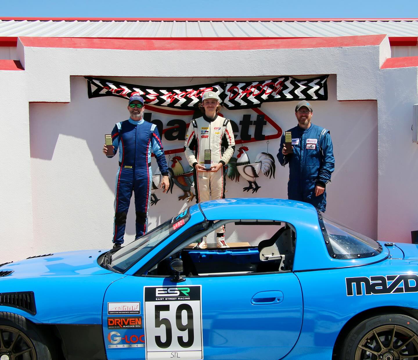 Hallett Motor Racing... - Hallett Motor Racing Circuit
