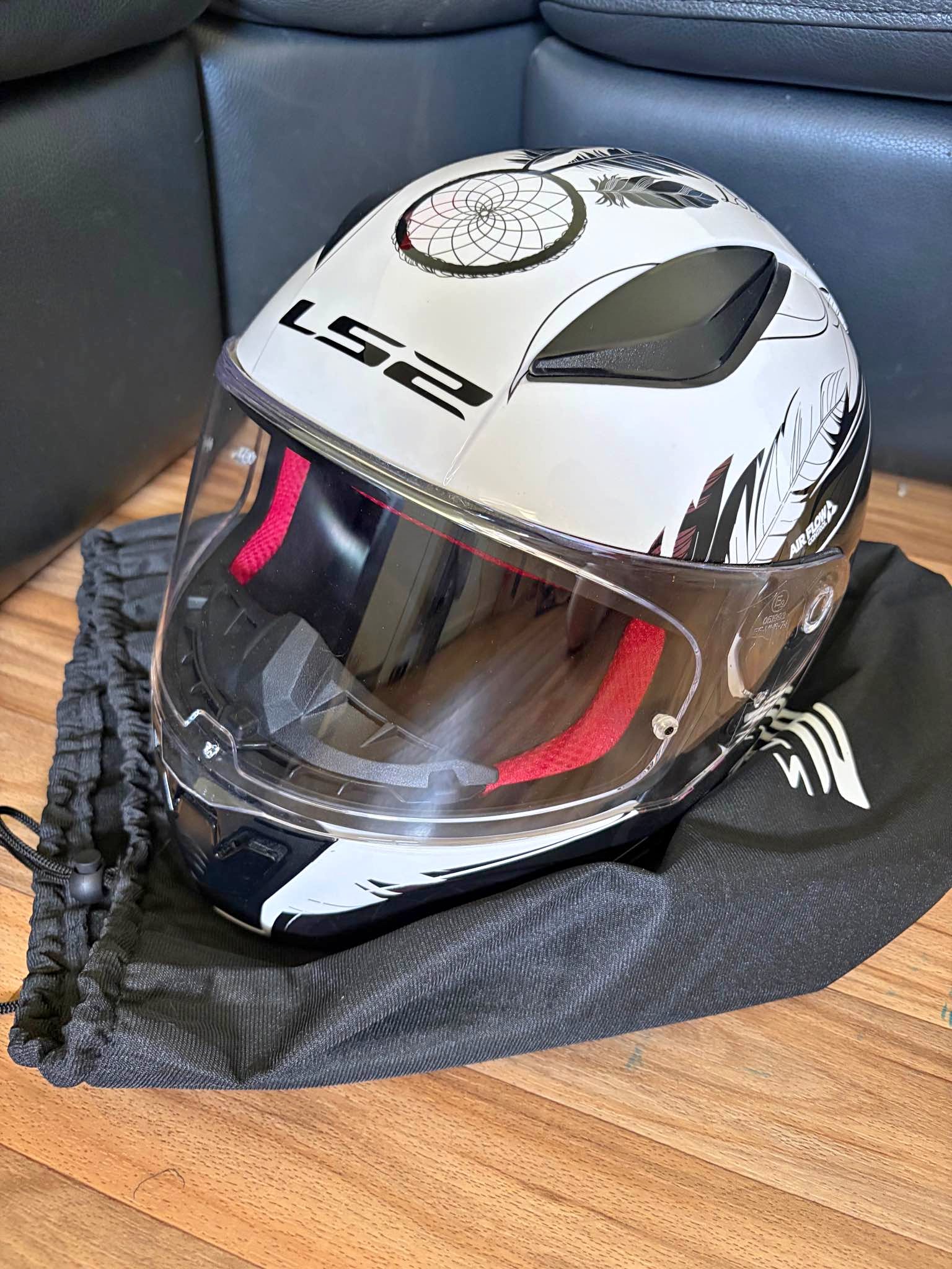 bike helmets toowoomba Smith Payroll Mips Matte Black – Jonny Sprockets Shop CPSC standards for bicycle helmets and is certified for skate and roller use too Bell Sanction 2 Dark Grey