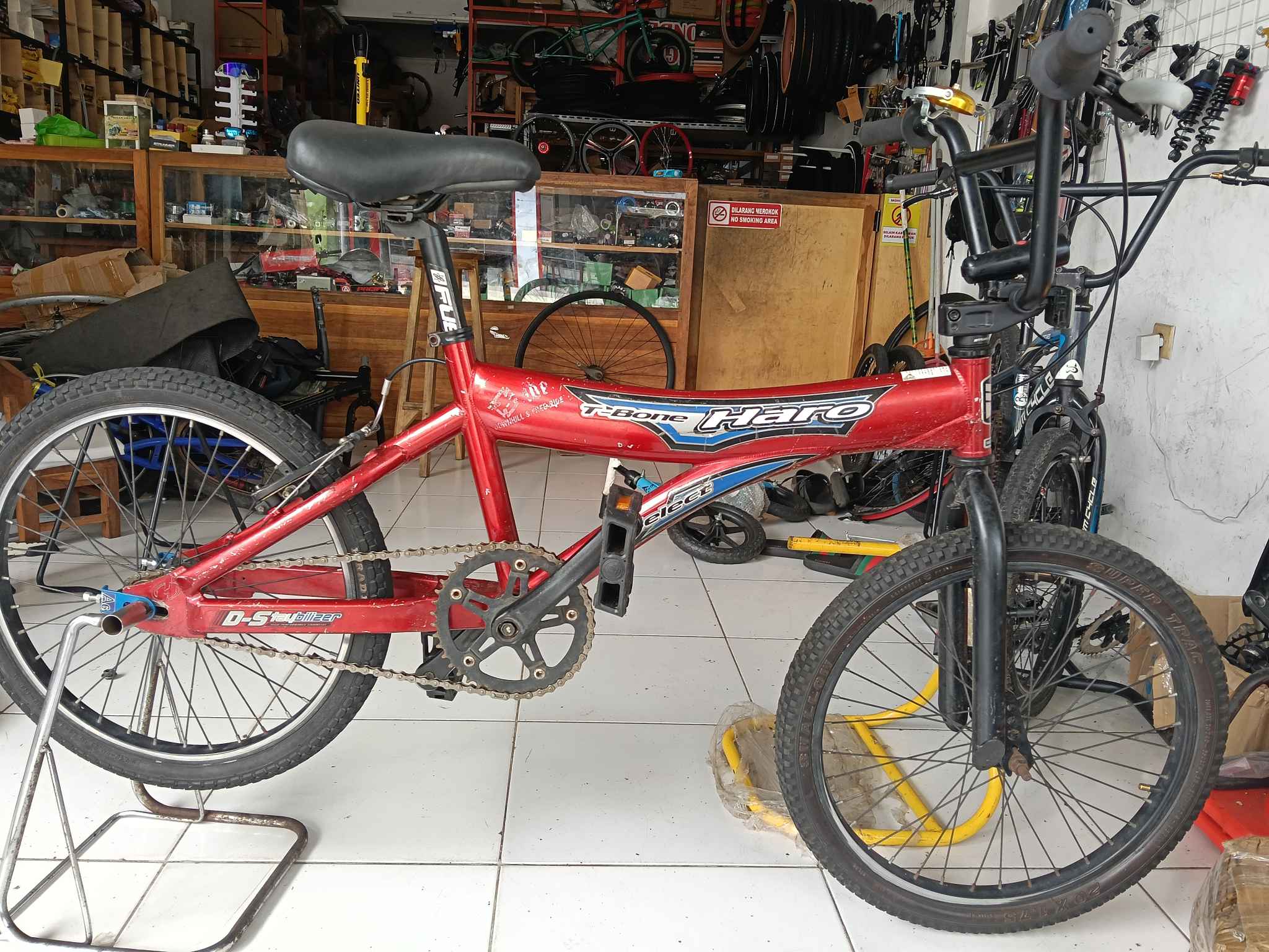 Sepeda BMX razor Rogue Blizzard Polygon - Bicycles - Pasuruan ...