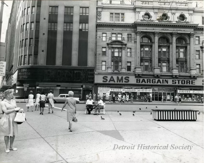 Michigan - Sam's Bargain Store in Detroit in 1965 Photo courtesy of ...