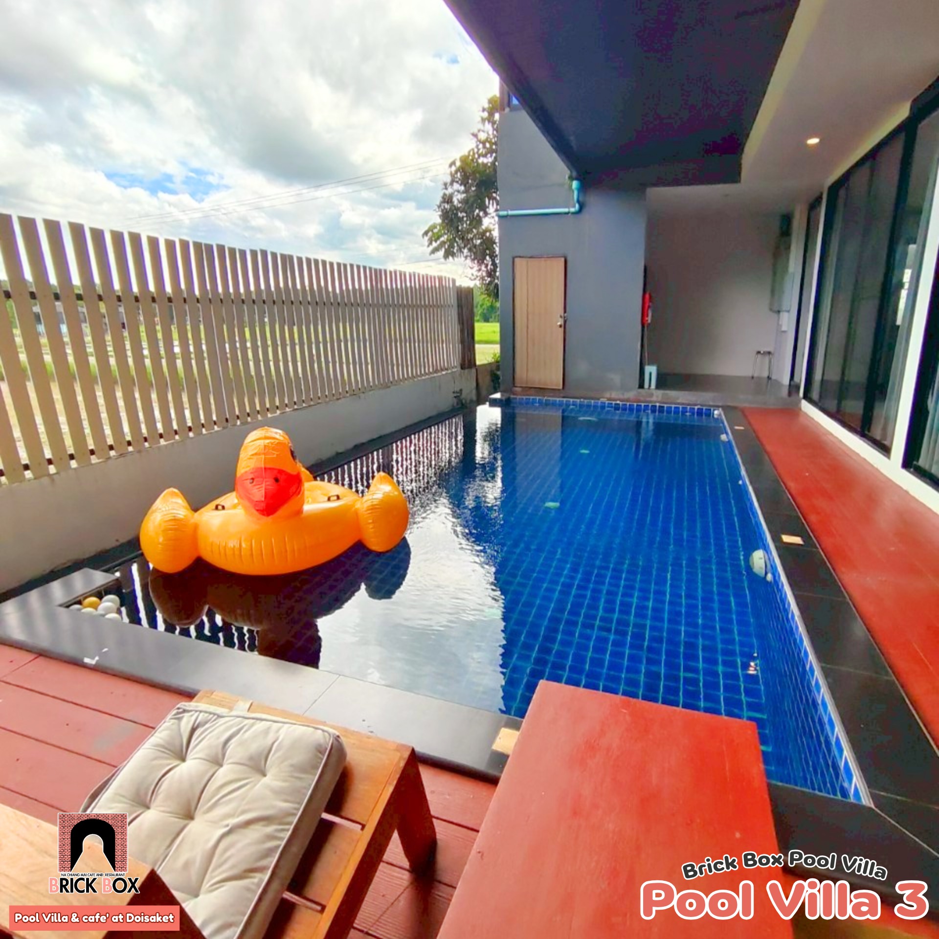 Brick Box pool... - Brick Box pool villa & cafe' at Doisaket