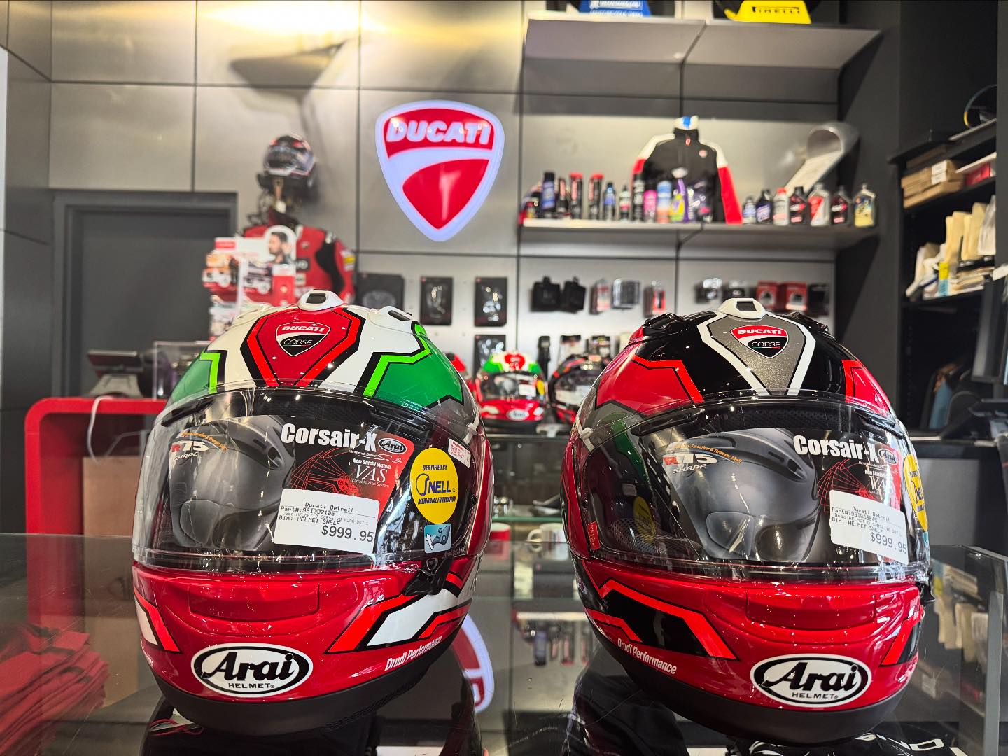 New Corse V8 and V8 Flag helmets are here! Step up your helmet
