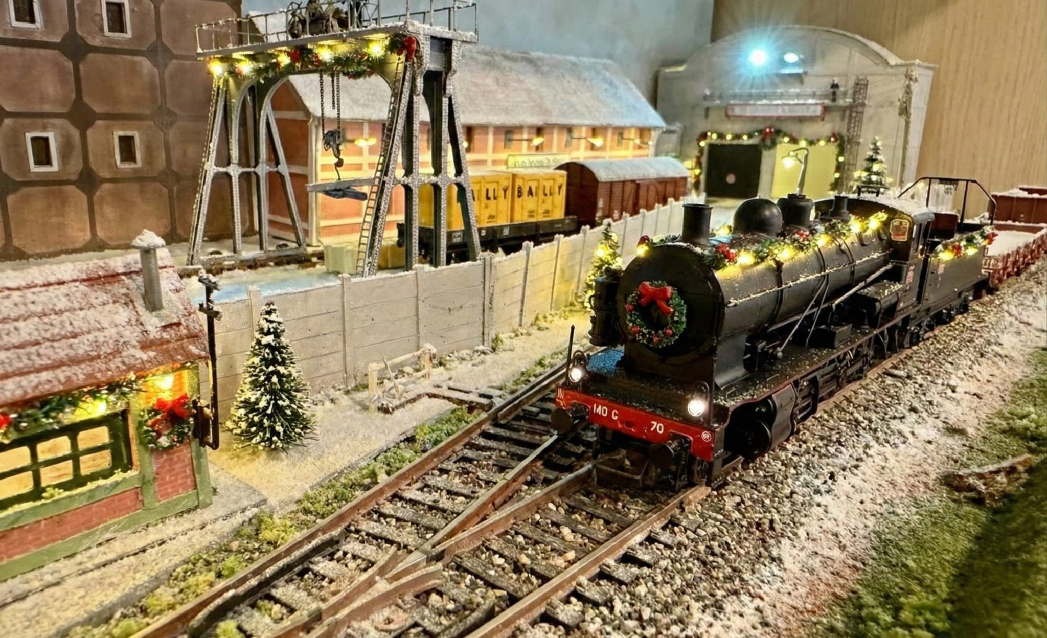 NOCH Trappe De Construction De Voie – 6 Figurines Orange, Outils Variés – Peintes à La Main, échelle N – Idéal Pour Modélisme Ferroviaire