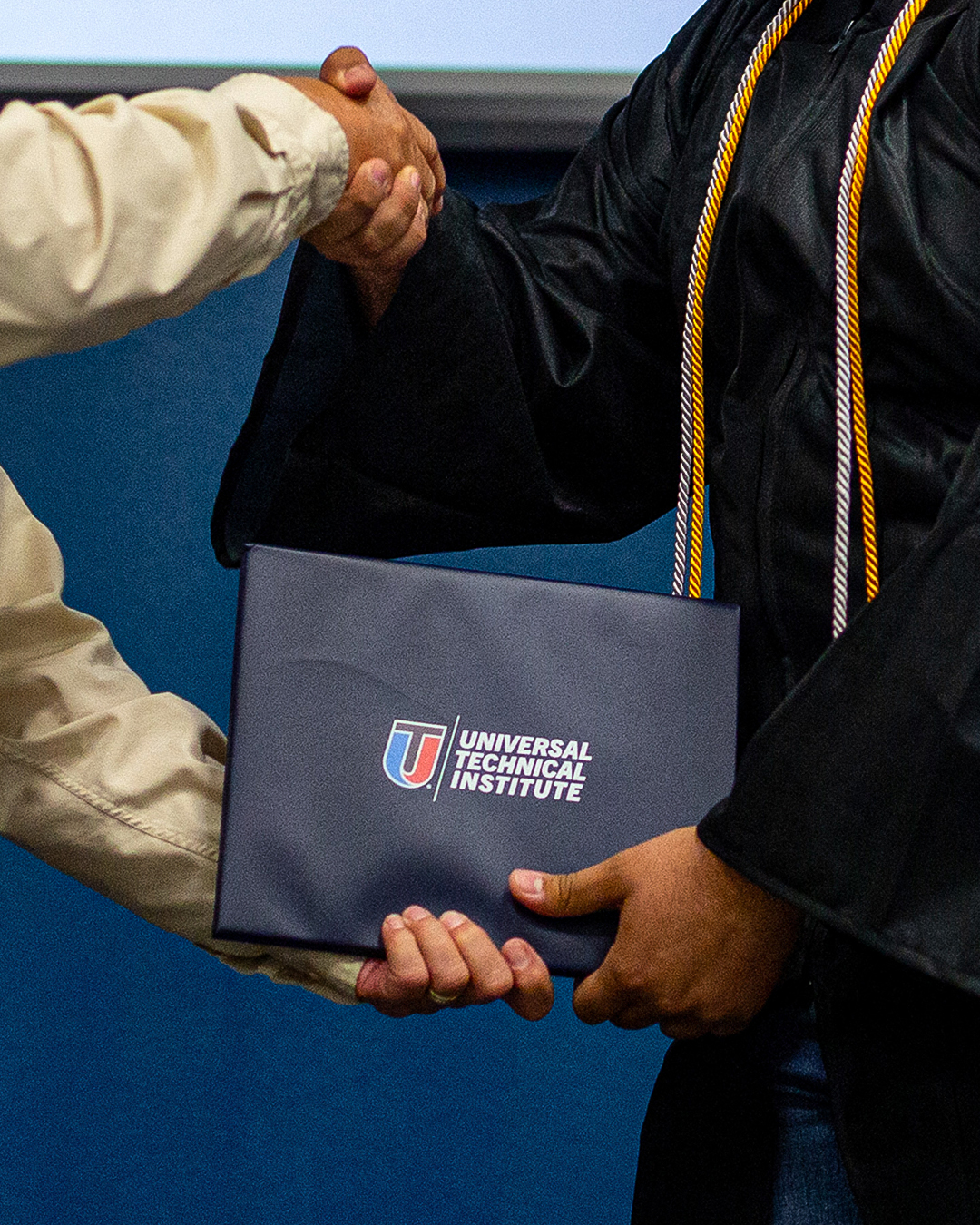 🎓 Big congrats to all the... - Universal Technical Institute | Facebook