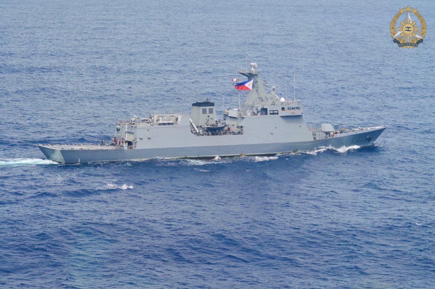 Armed - The Philippine Navy BRP Jose Rizal (FF150) sails proudly in the ...