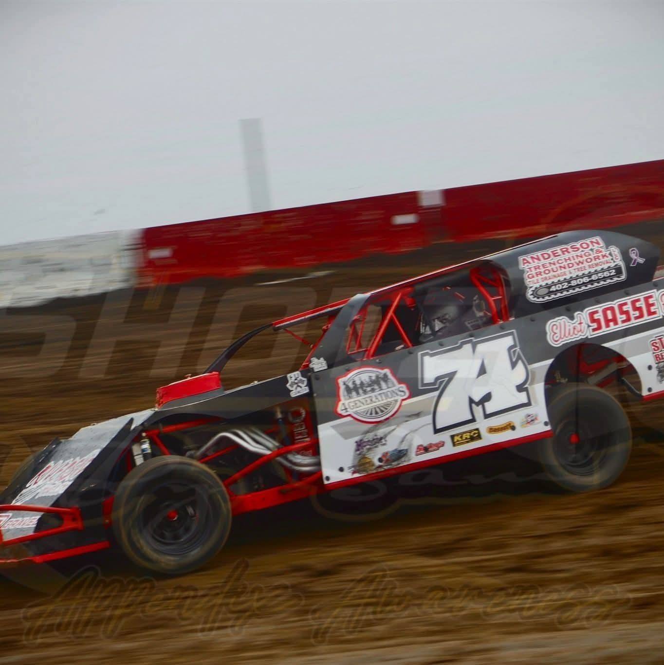 Rick's heat race from night 2 of Spring Nationals at Beatrice Speedway ...