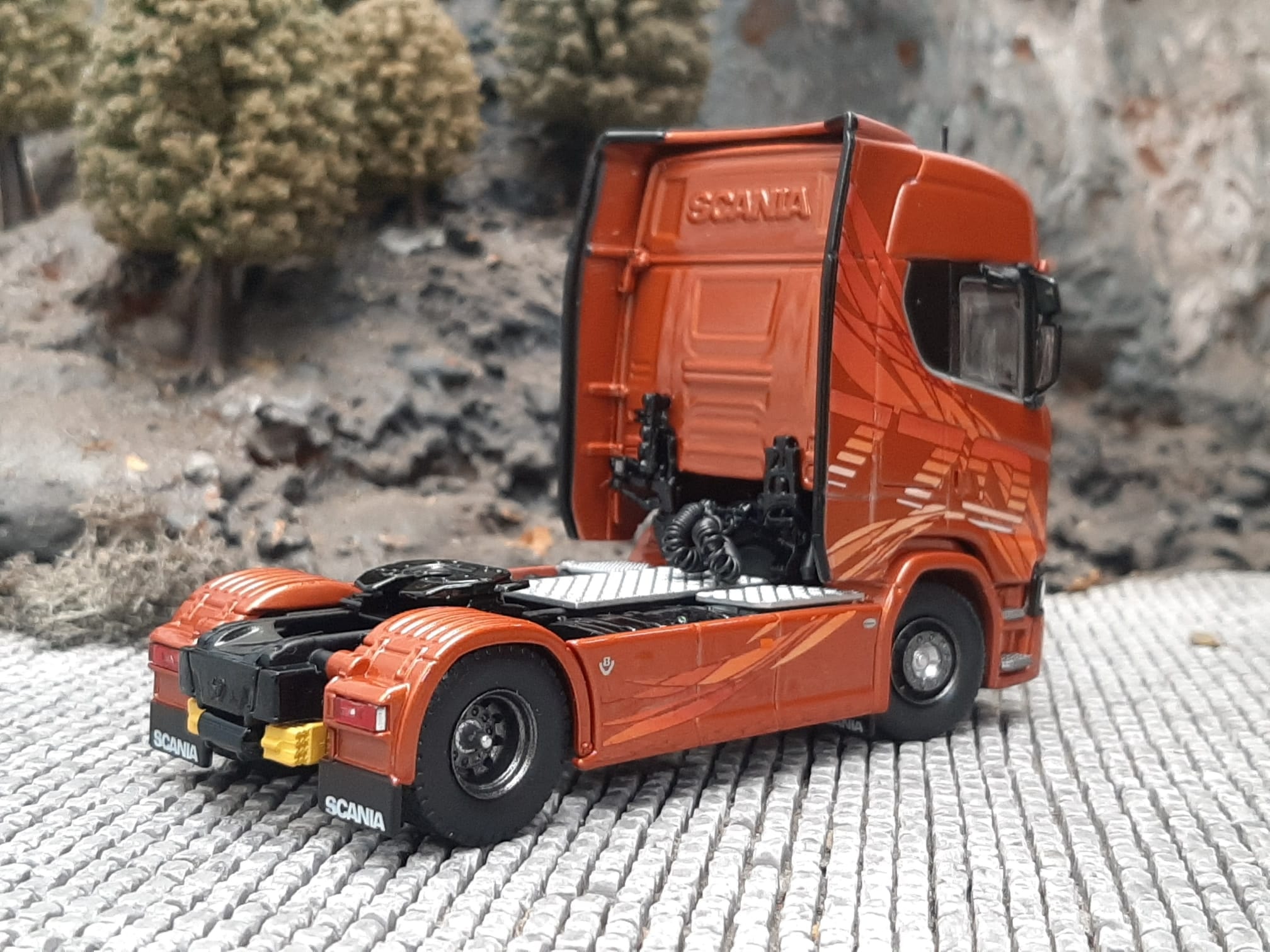 AEmodeltrucks - AEmodeltrucks added a new photo.