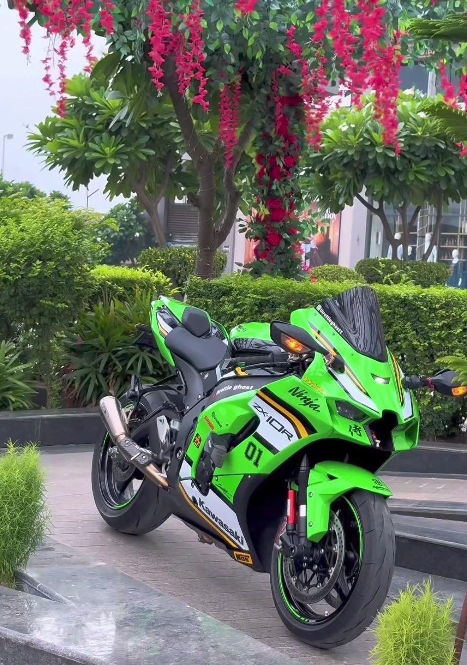 Kawasaki Ninja 🖤 @ten.zx_17 . . #kawasaki #kawasakizx10r