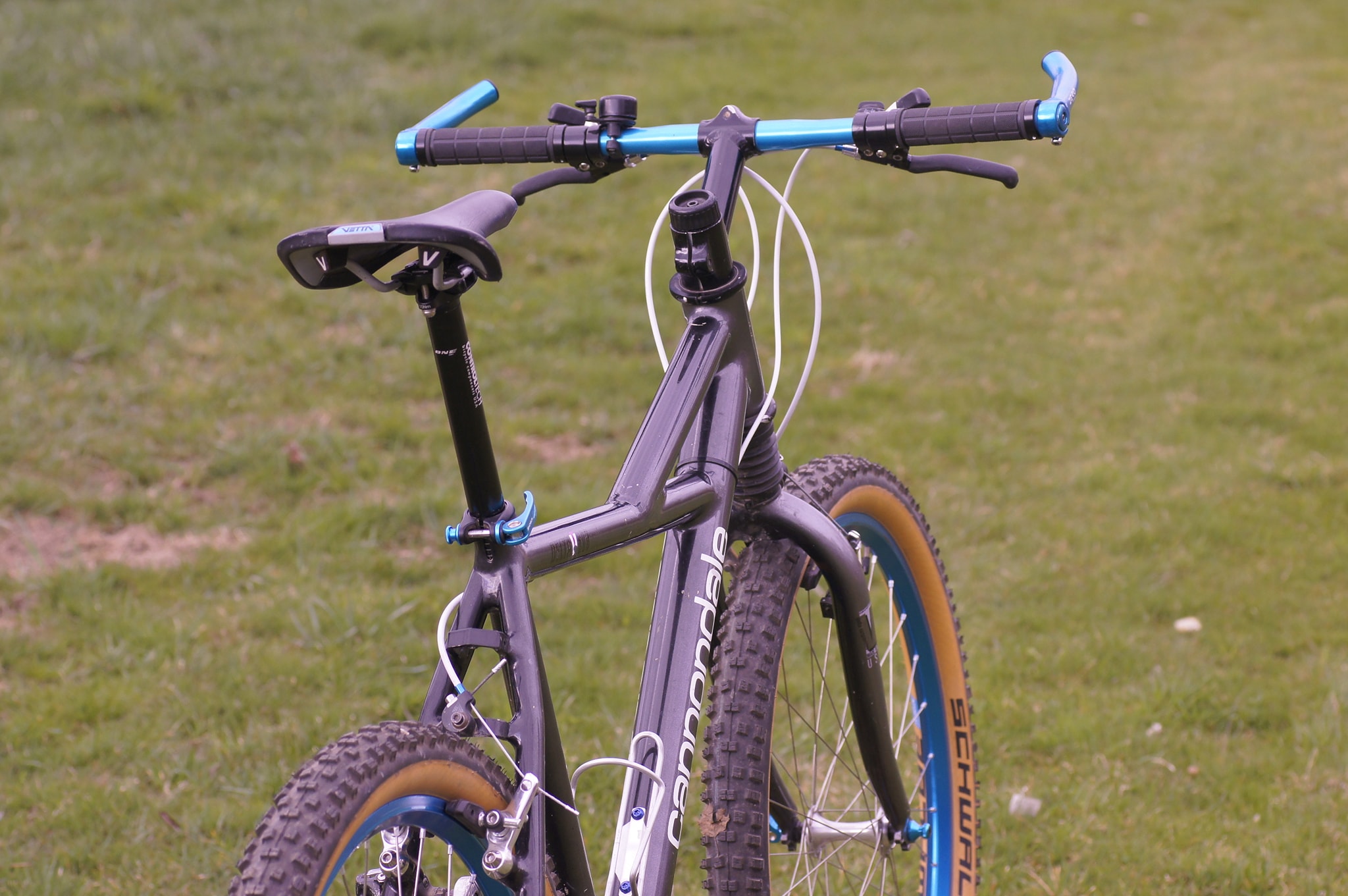 Vélo De Route Tsunoda AERODYNAMICS Rétro - Cadre 58cm, Shimano 600 AX, Pneus Boyaux, New Old Stock