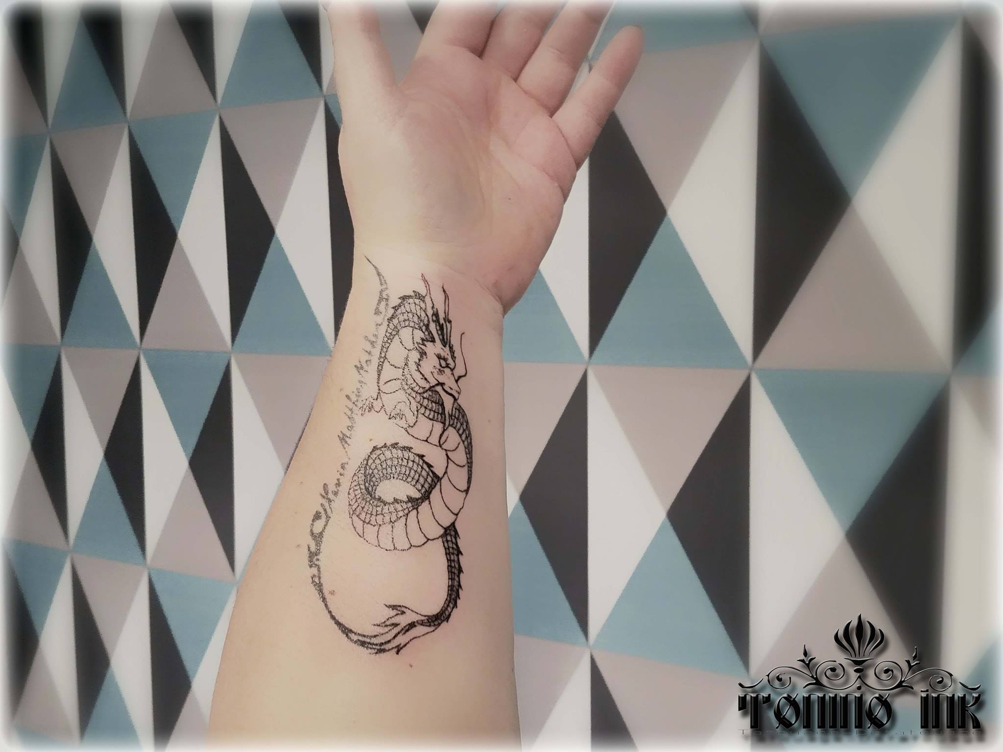 Tatouage Dragon Avant Bras Femme