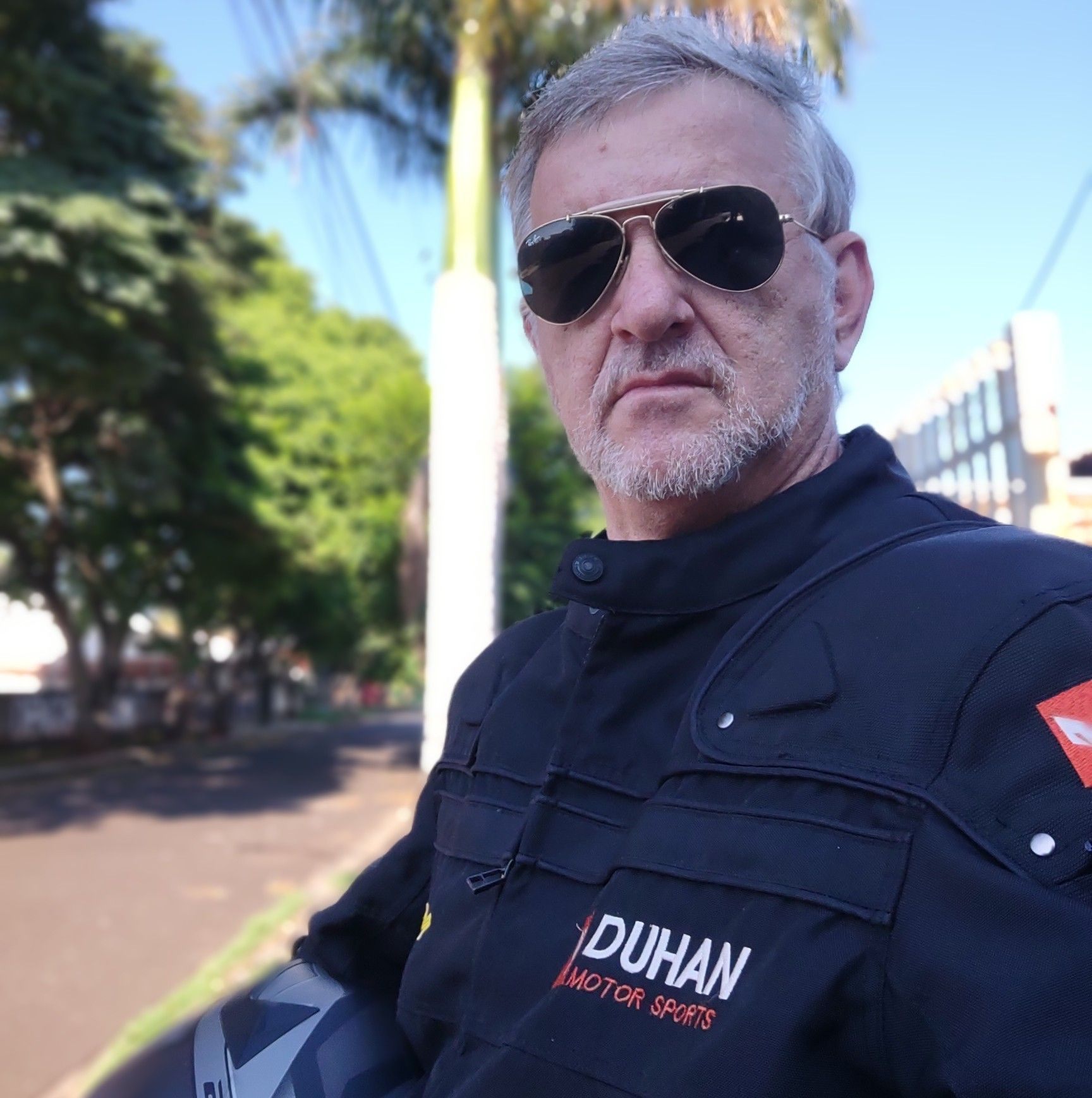 Não podemos deixar nosso país cair nas mãos do pior Bolsonaro. VOTE ...