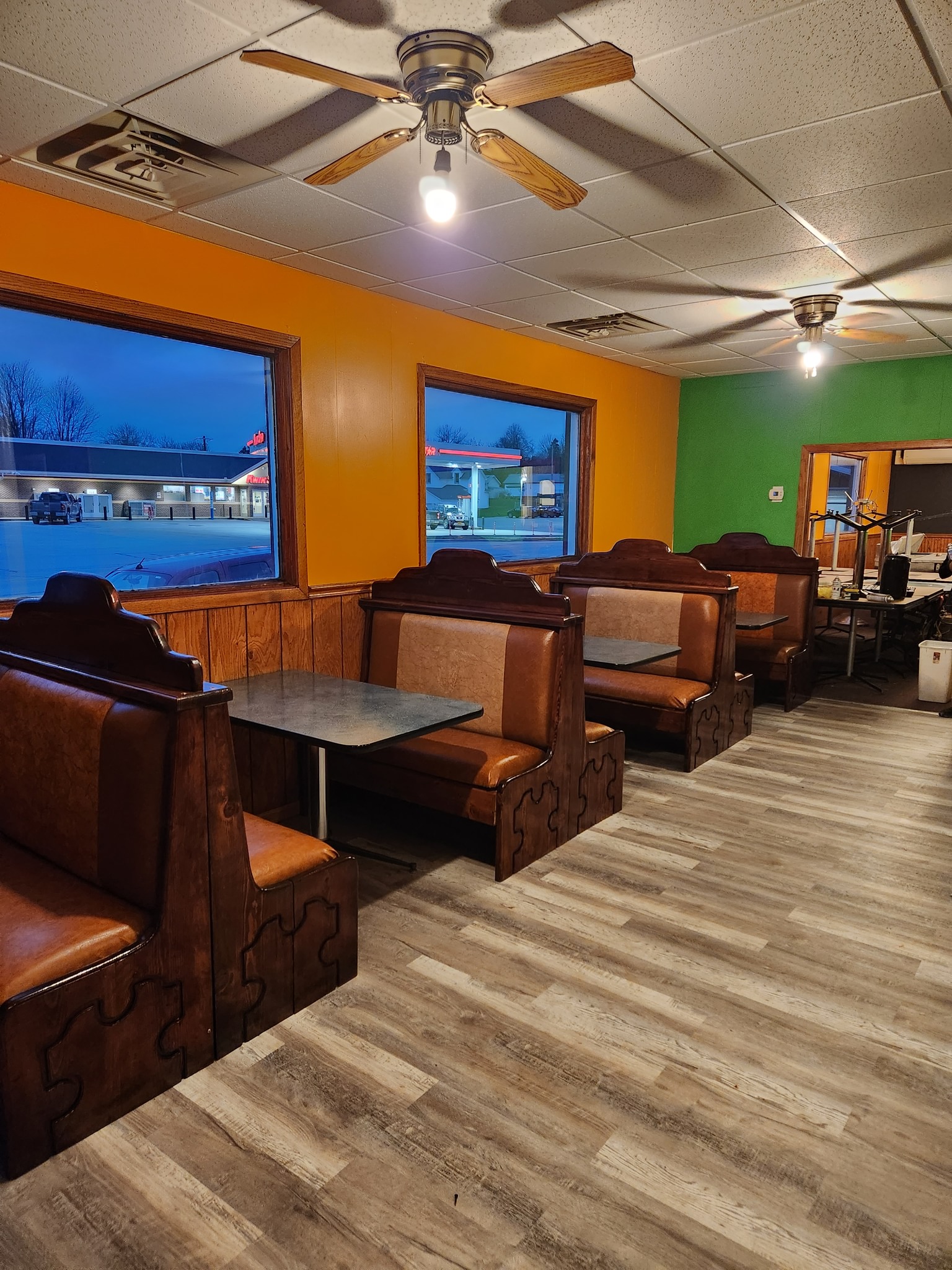 Los Dos Amigos Restaurant | Calmar IA