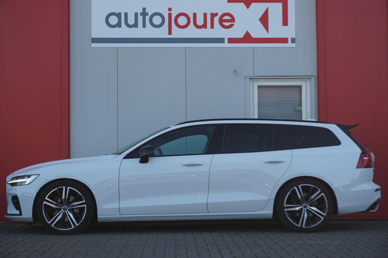 Auto Joure XL