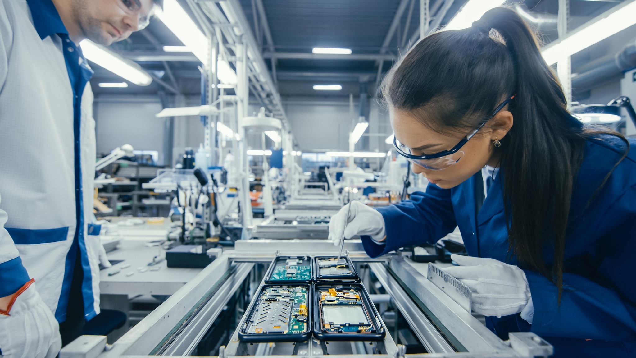 Technology - The Role of 💻⚙️ERP in Discrete Manufacturing: Features ...