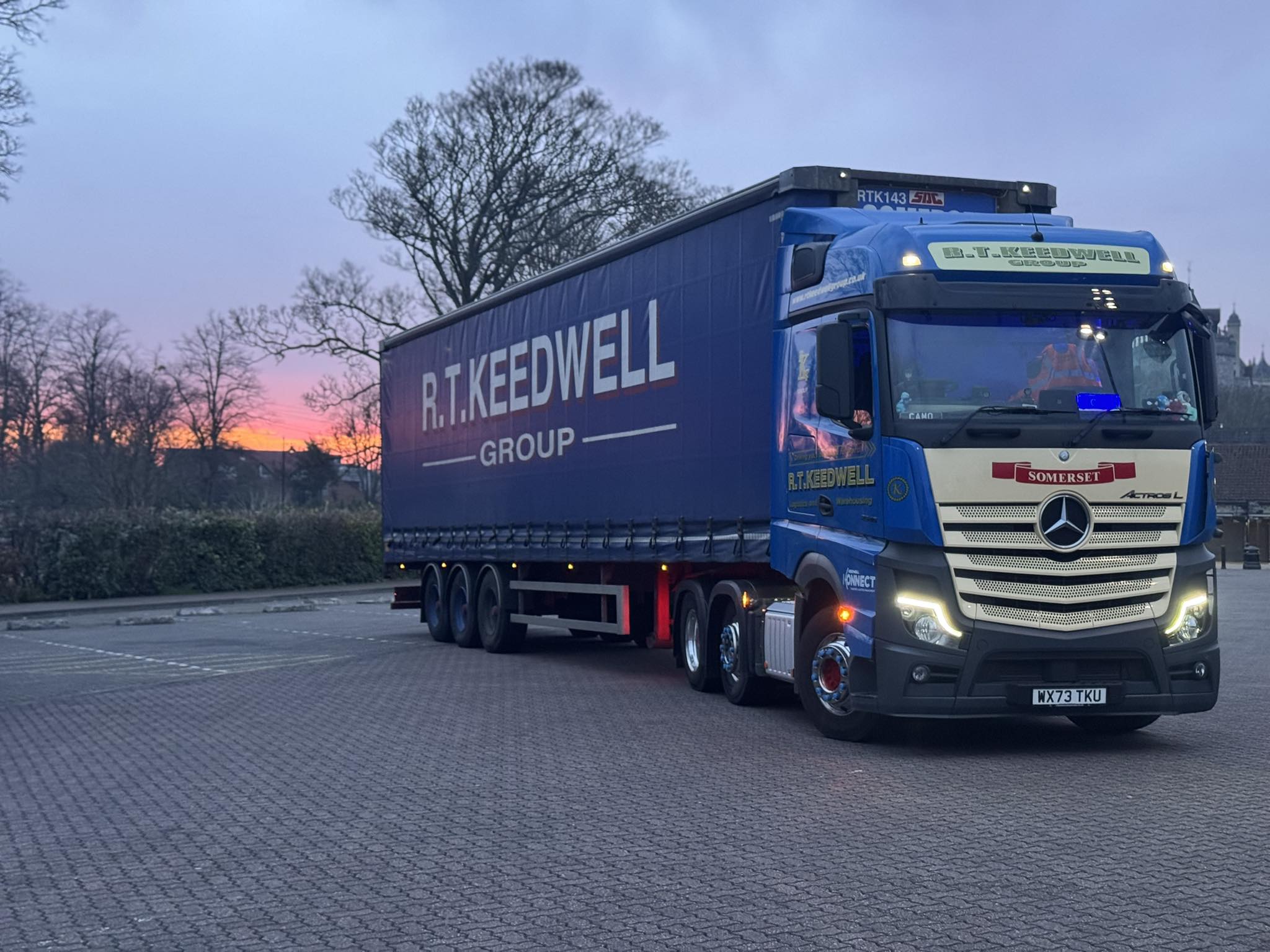 R T Keedwell - 🚛 WE’RE HIRING – CHECK OUT OUR JOB... | Facebook