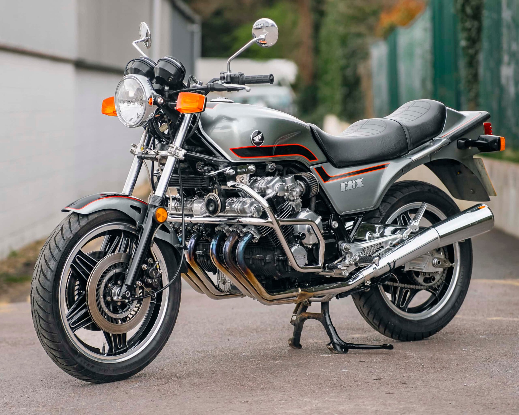 From 1983 this Honda CBX 1000 with its 6 Cylinders stole the scene