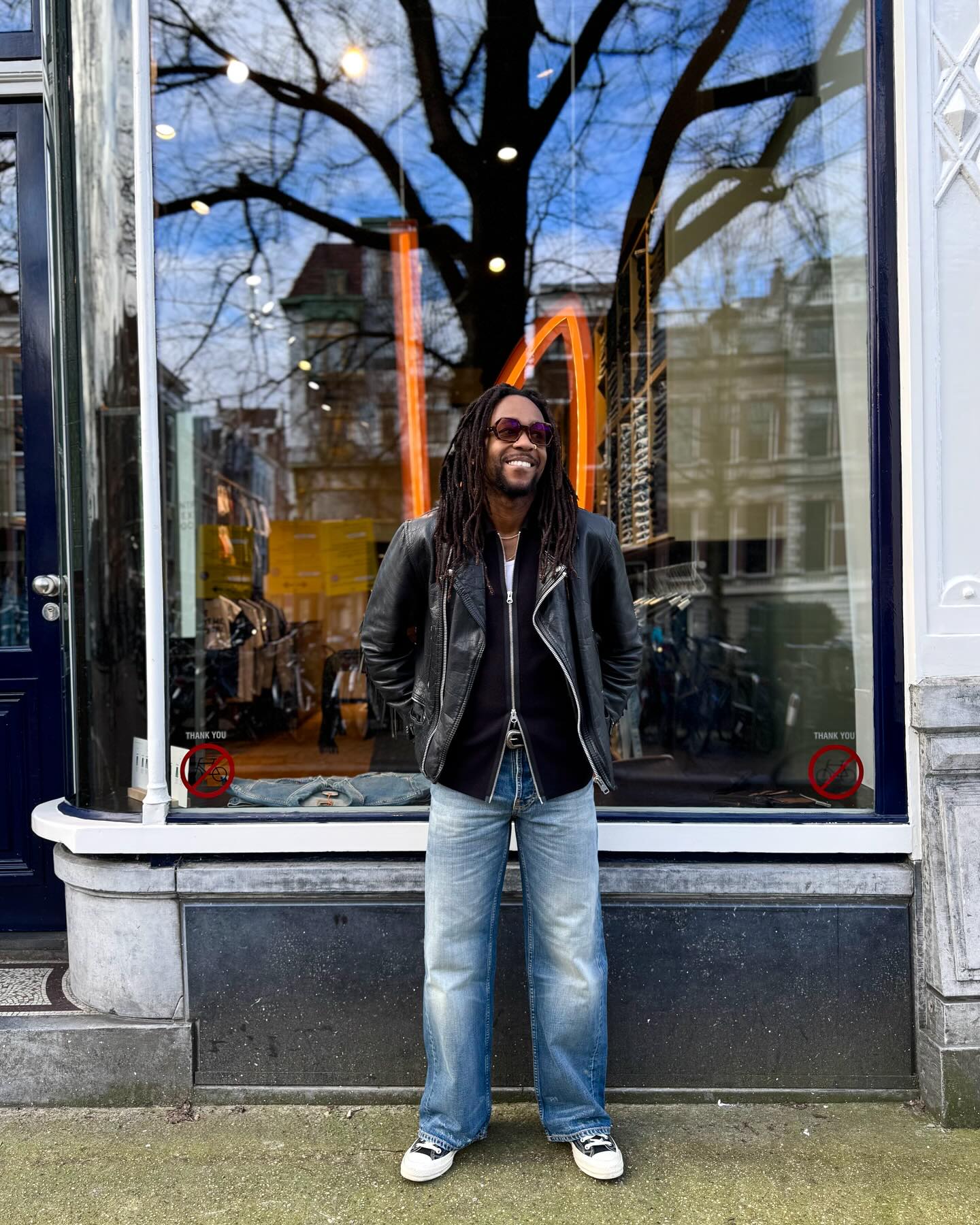 Last Saturday, @gersonmain passed by our shop in between his tour 