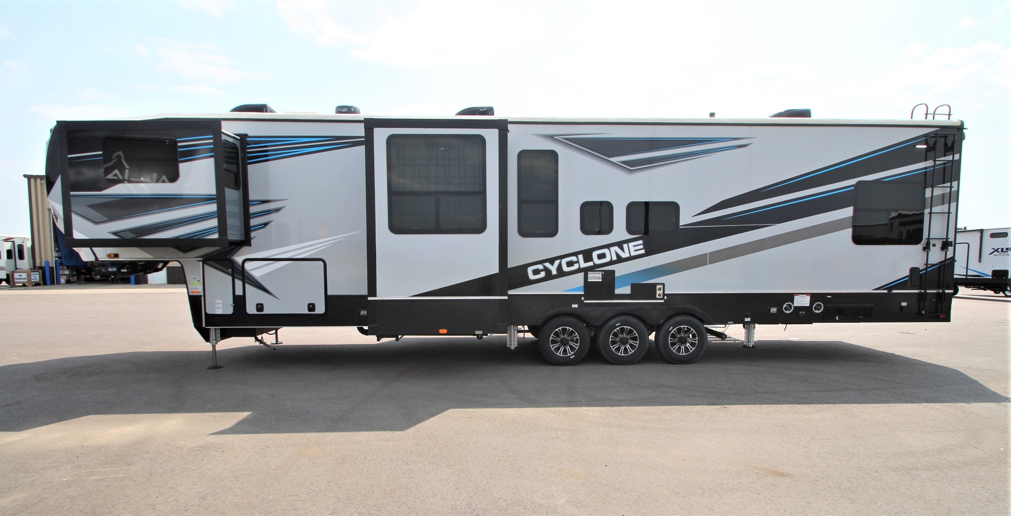 Noteboom RV - Noteboom RV added a new photo.
