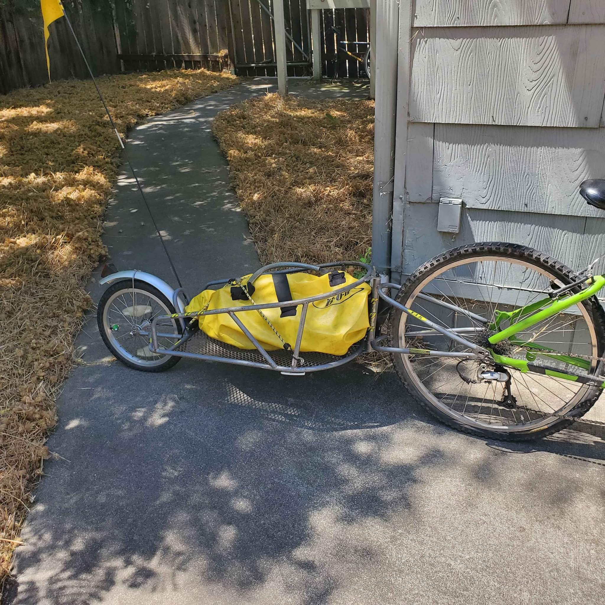 Cannondale tandem MTB M2000 plus BOB trailer - Bicycles - Chico ...