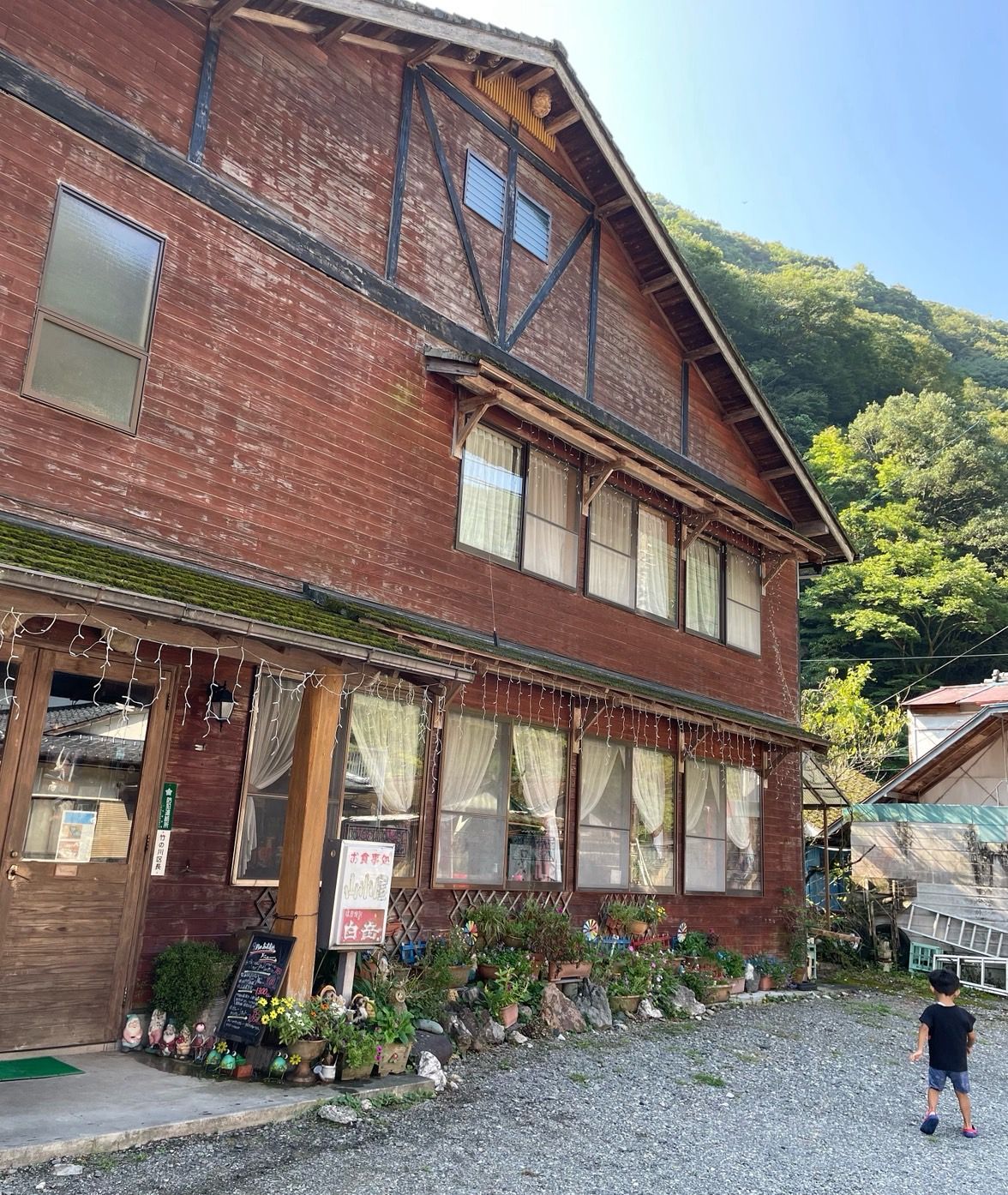 ロッジ 山小屋
