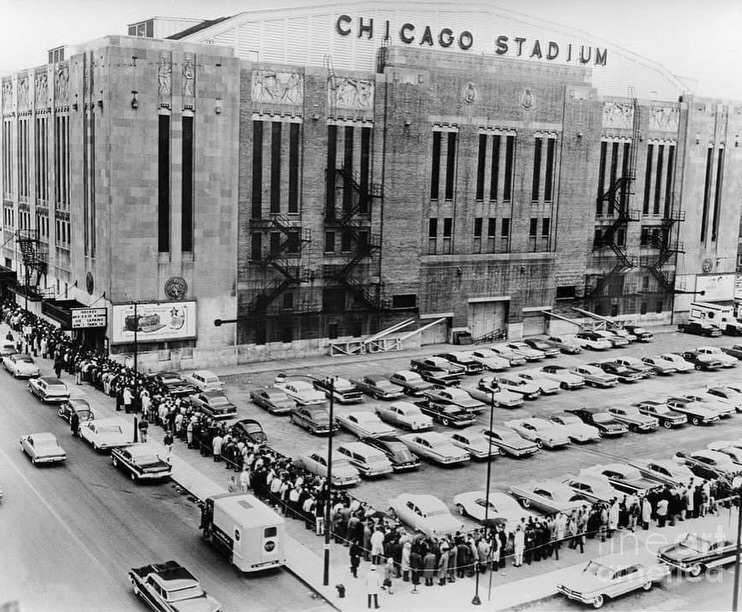 Historic - Inside Southside Chicago Regal Theater (1941) | Facebook