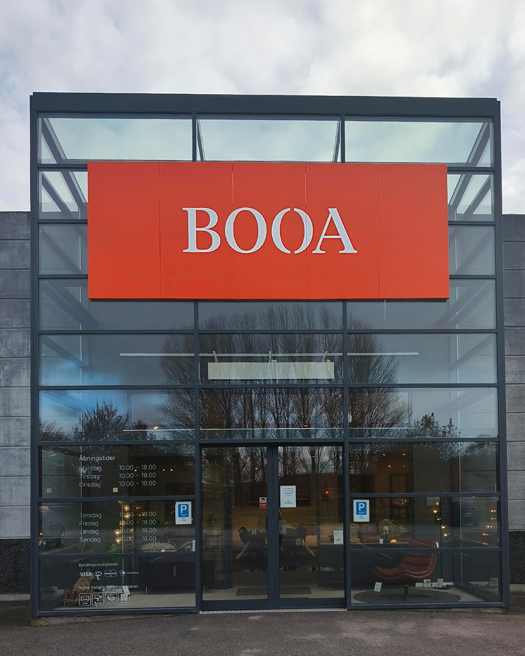 BOOA - Facaden er ny, men vi er stadig de samme 🧡 Sit'n... | Facebook