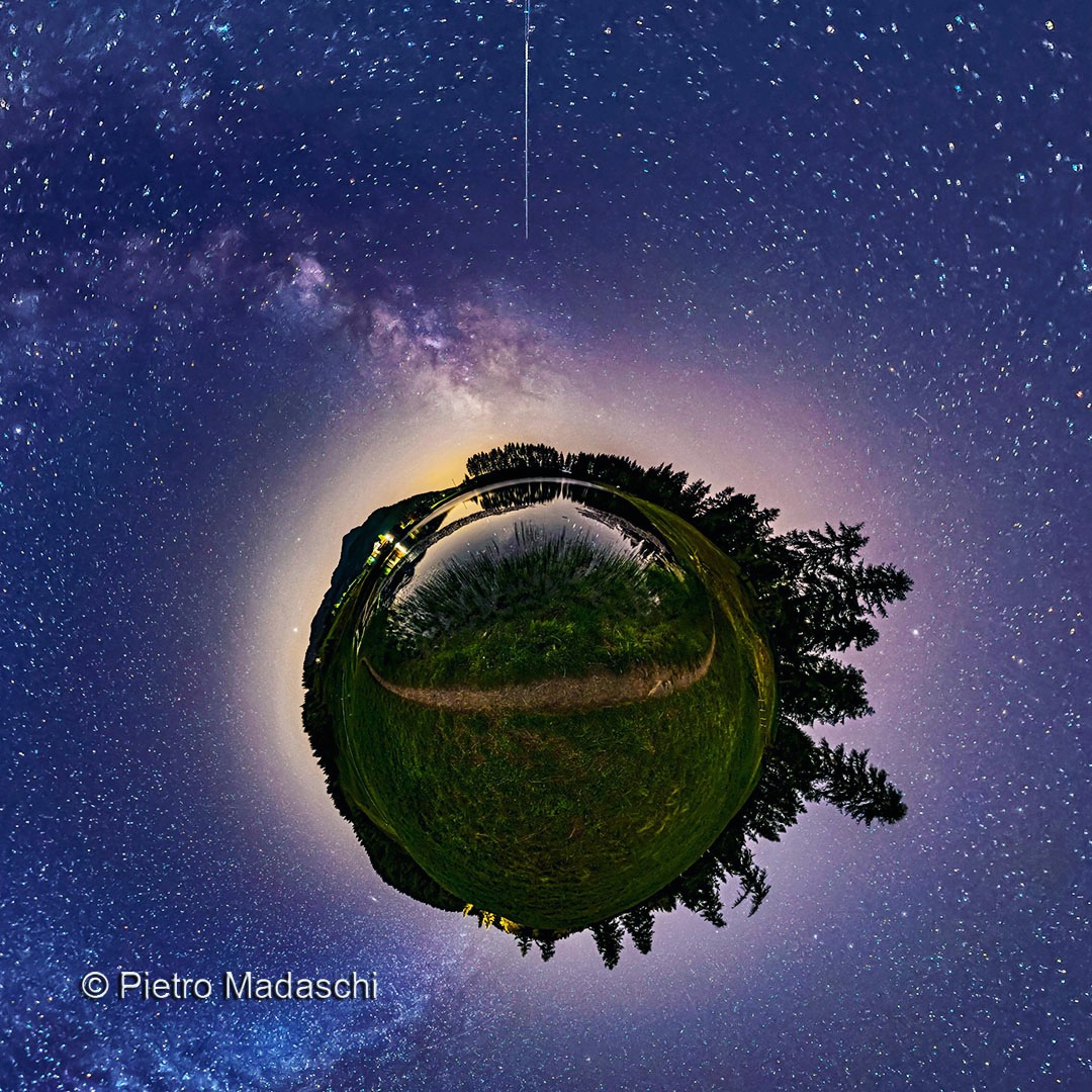 360 - >>> April 21, 2025 . > a Star has fallen . > è caduta una Stella ...
