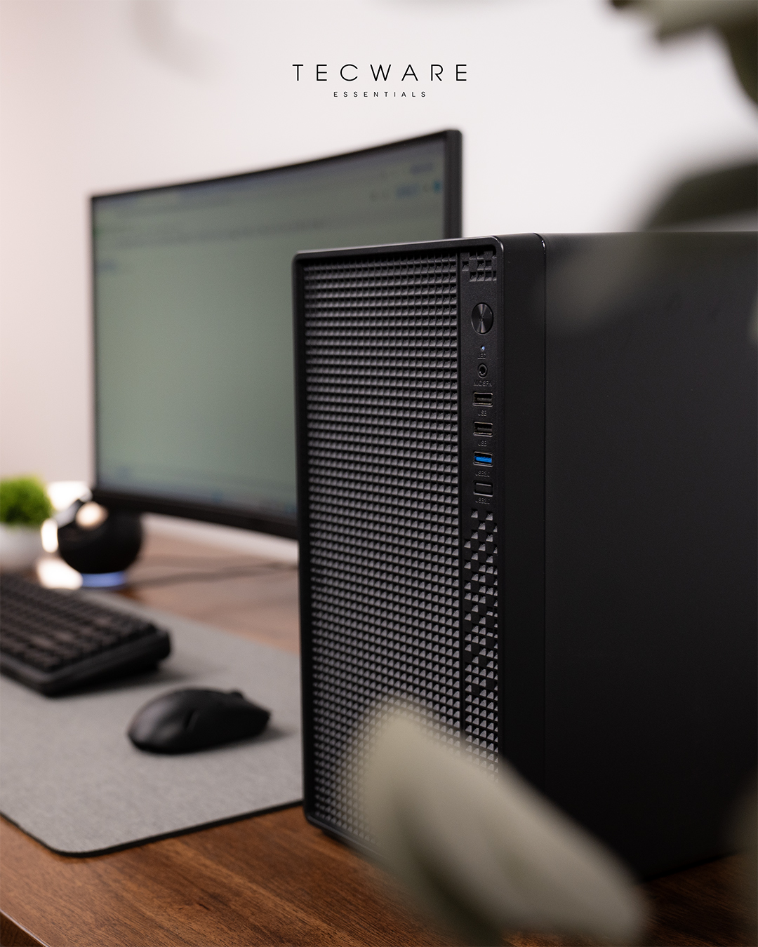 DOTATECH - Keep it simple with a sleek casing and pre-installed PSU. ⚡ ...