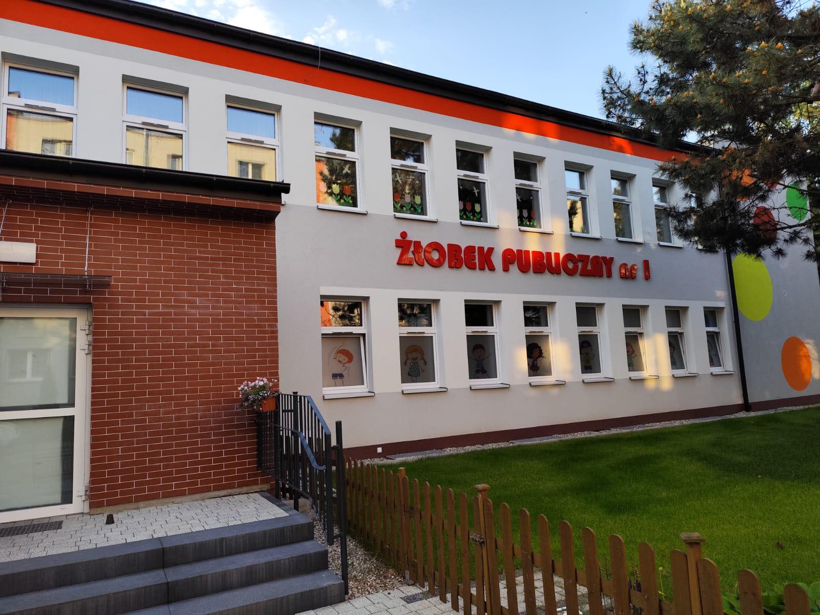 obek-publiczny-nr-1-w-tarnowskich-g-rach-tarnowskie-g-ry